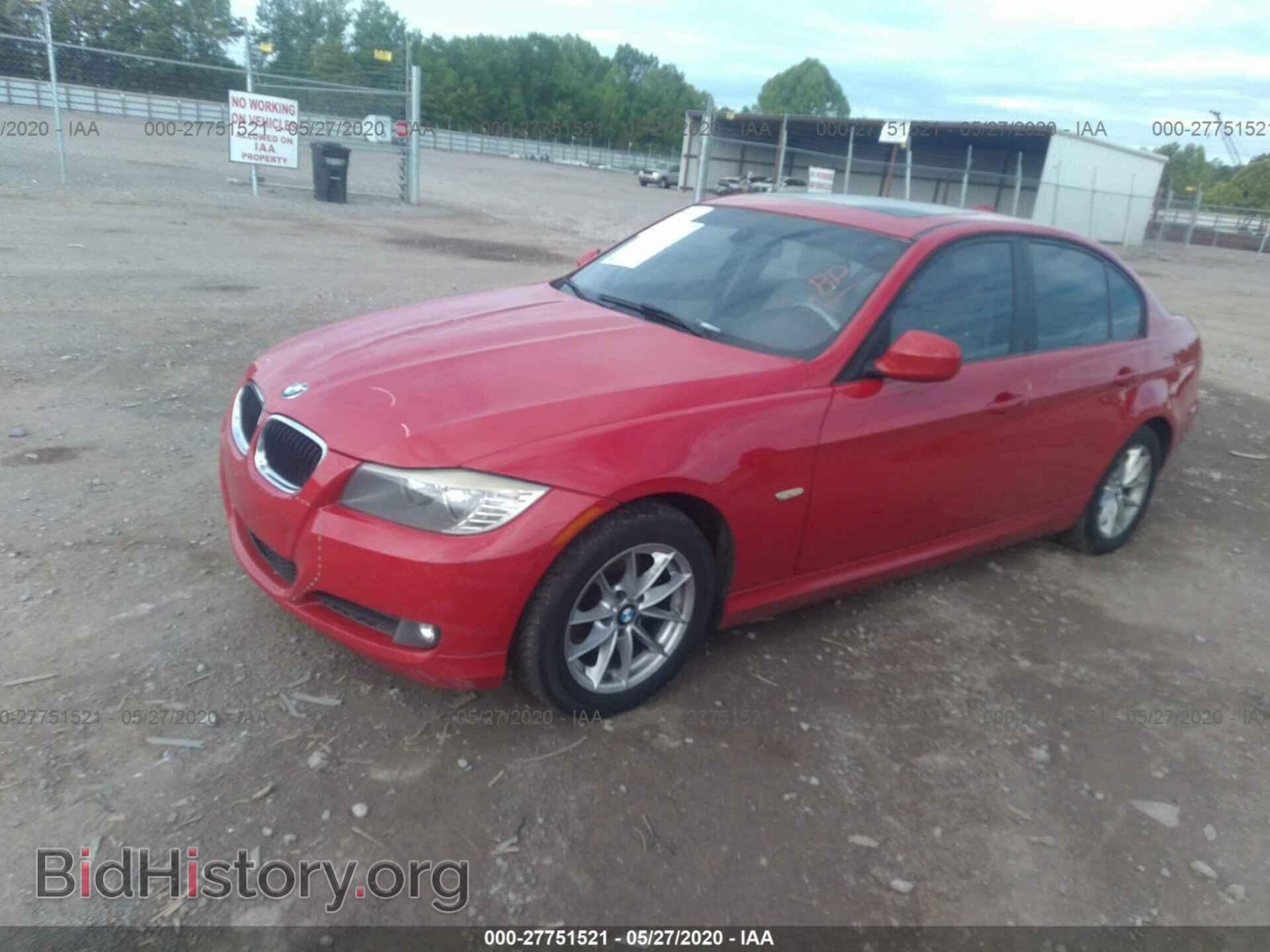 2010 BMW 328 - VIN: WBAPH7G58ANM50806 - Фото 2