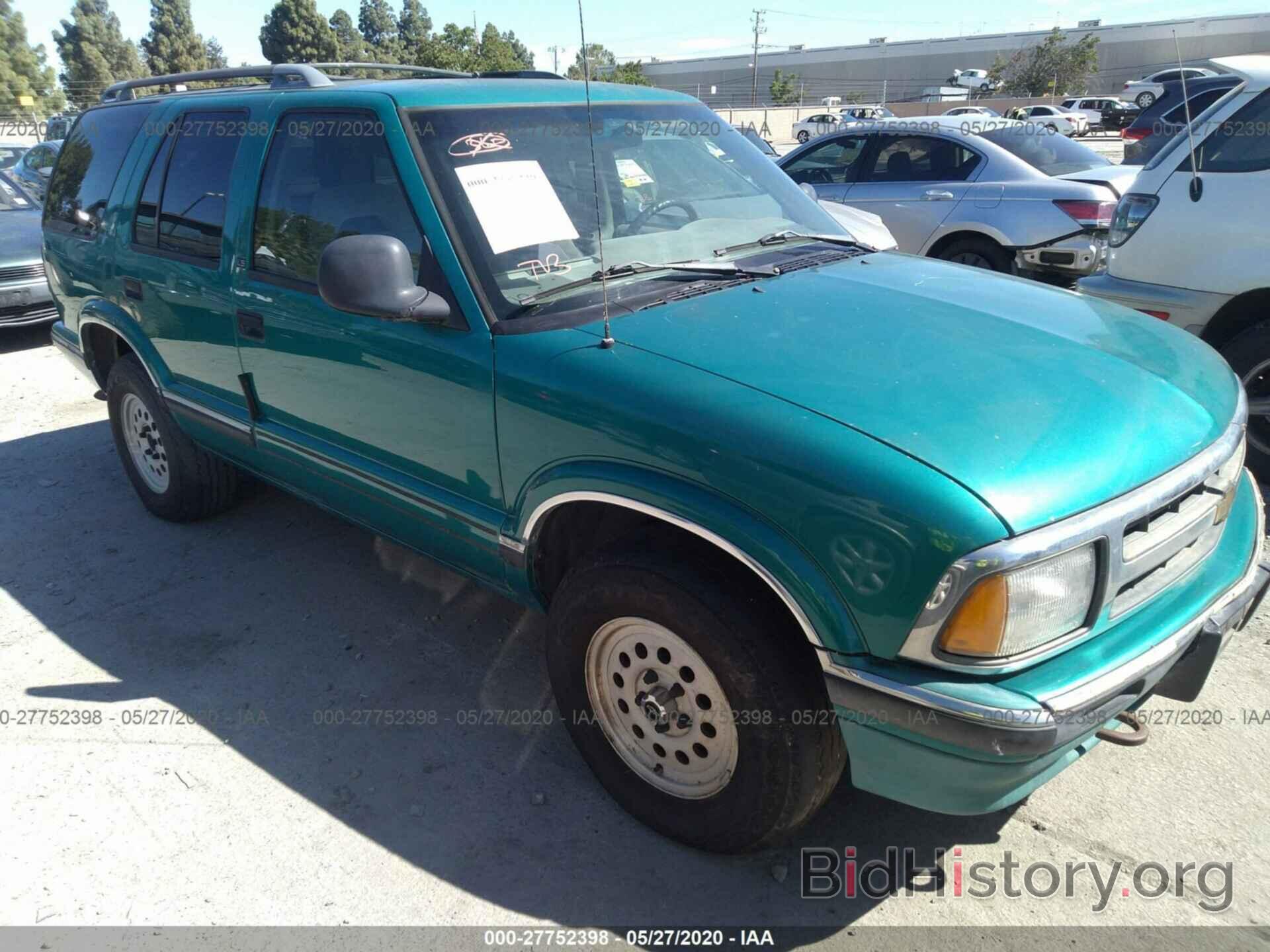 Photo 1GNDT13WXT2262980 - CHEVROLET BLAZER 1996