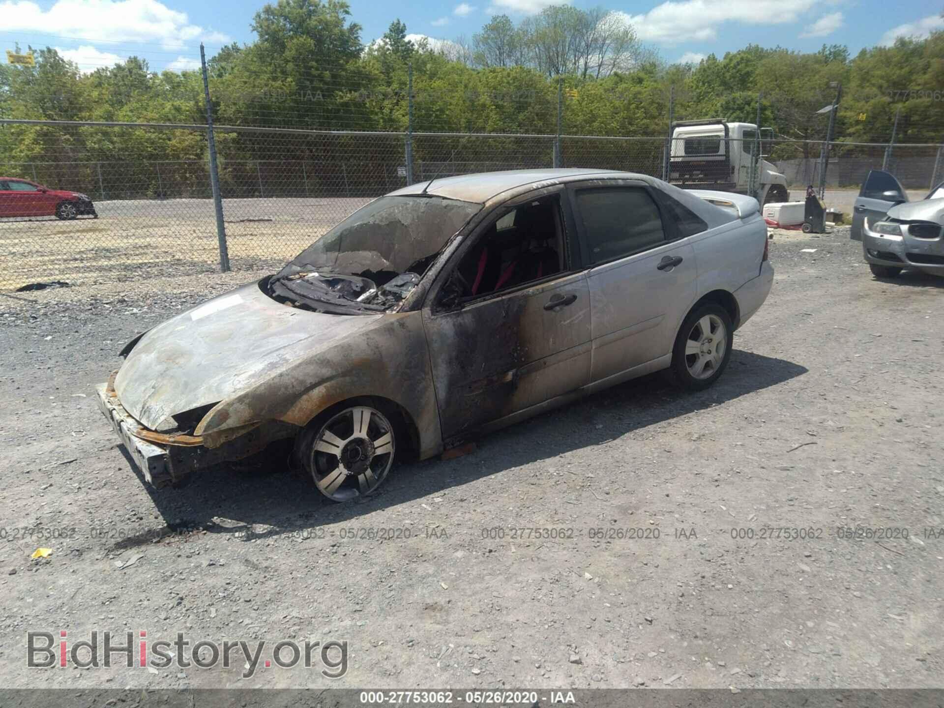 2006 FORD FOCUS - VIN: 1FAFP34N26W152130 - Фото 2