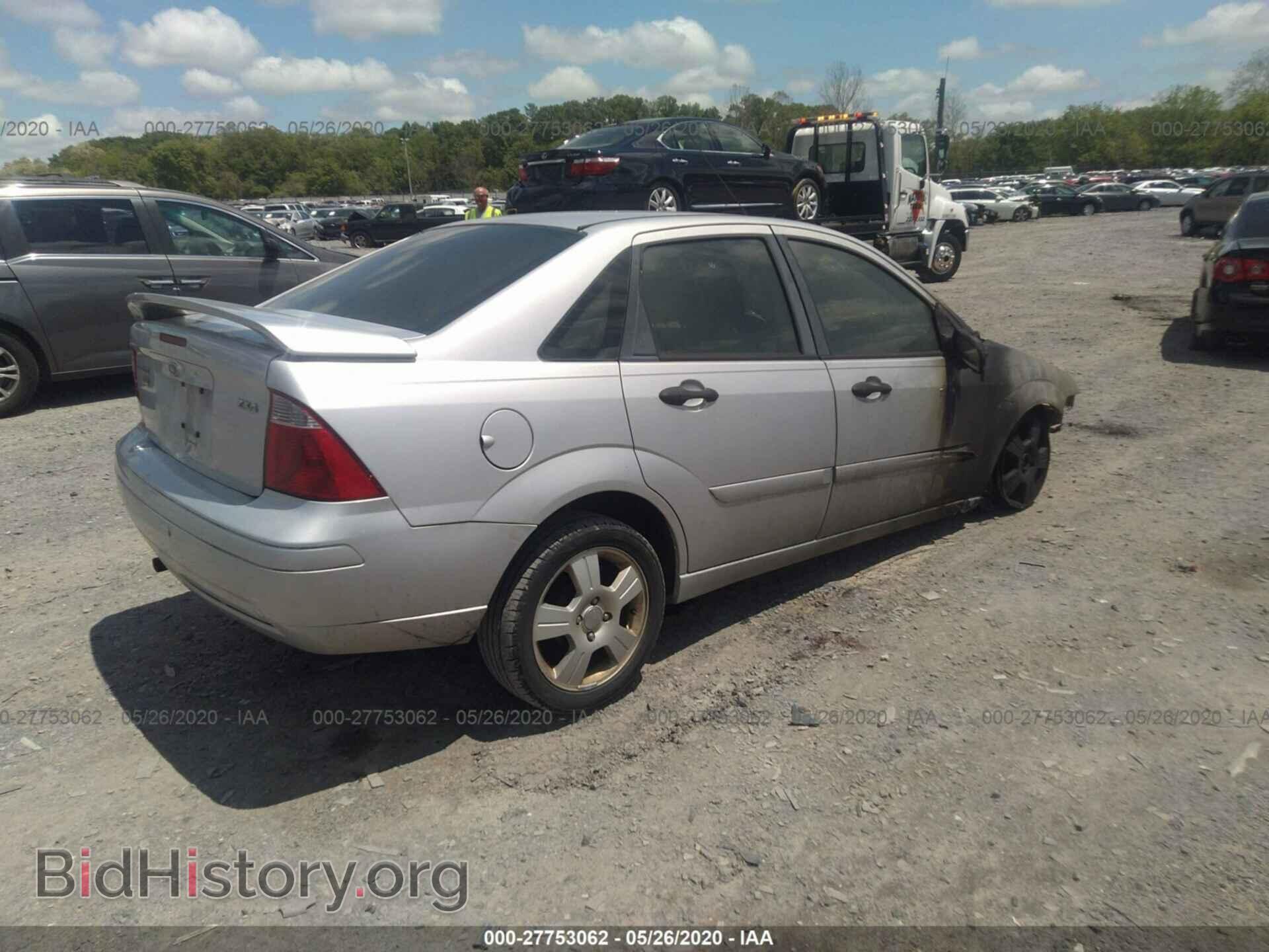 2006 FORD FOCUS - VIN: 1FAFP34N26W152130 - Фото 4