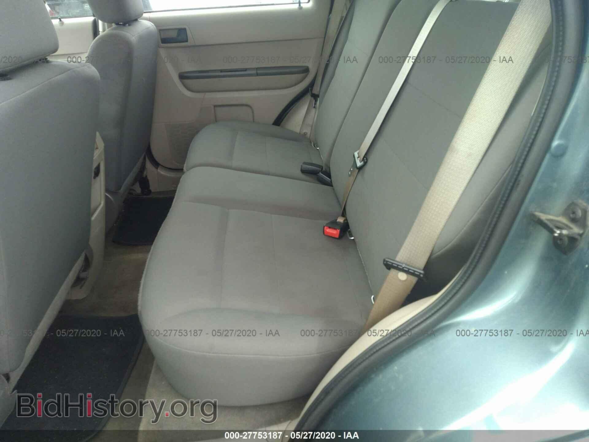 2011 FORD ESCAPE - VIN: 1FMCU0C7XBKC39746 - Фото 8