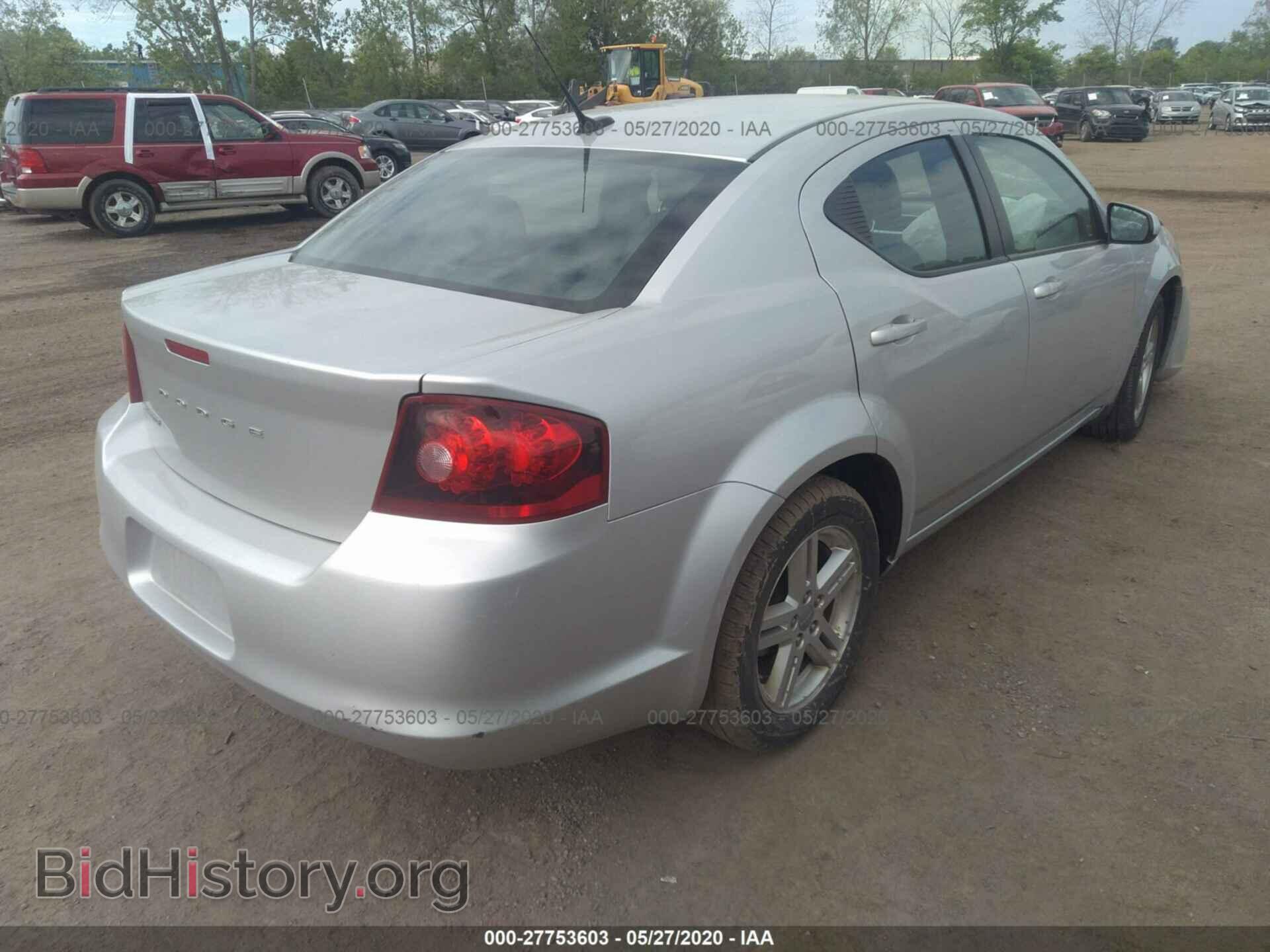2011 DODGE AVENGER - VIN: 1B3BD1FB8BN534320 - Photo 4