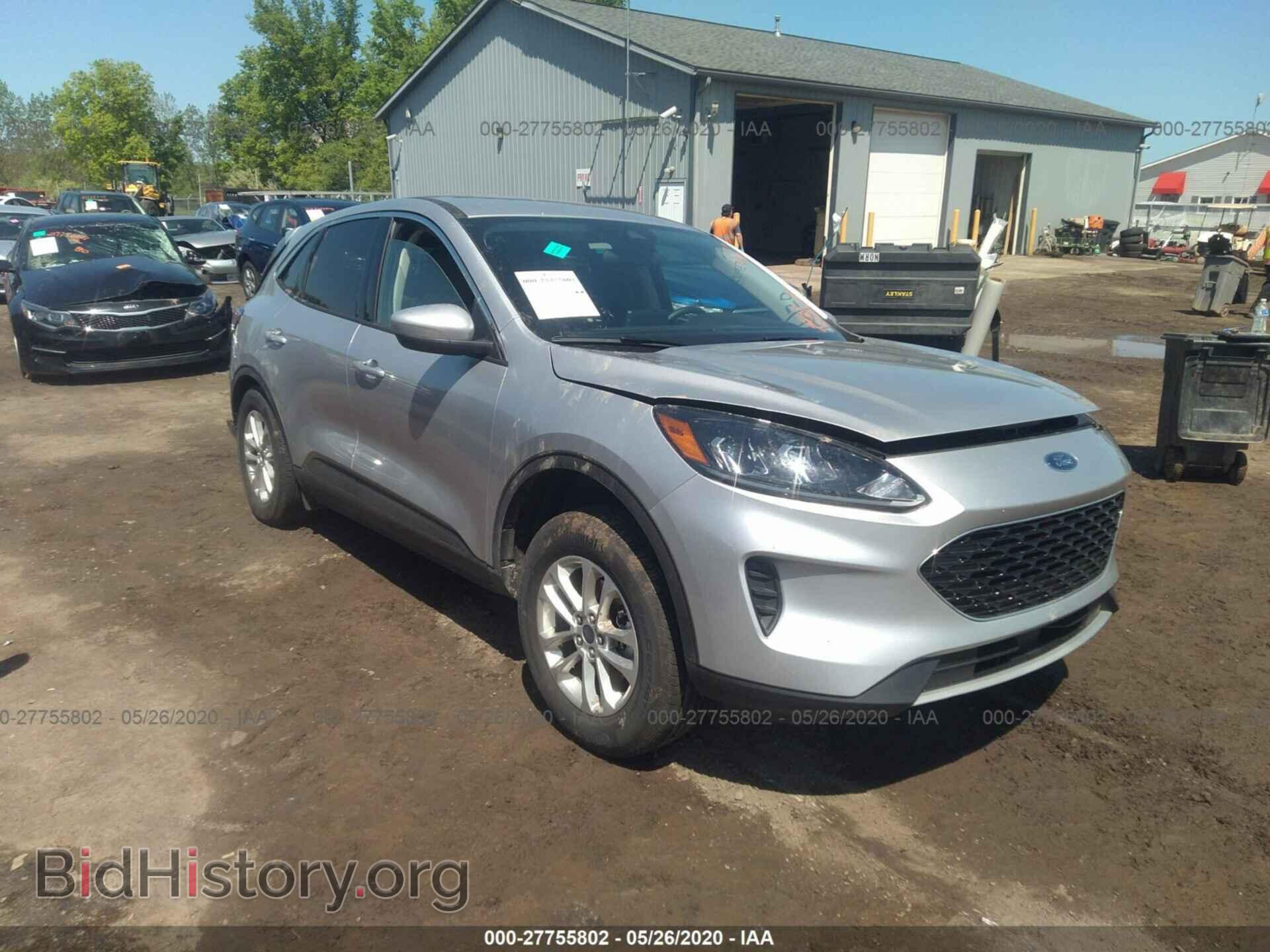 Photo 1FMCU9G68LUA71665 - FORD ESCAPE 2020