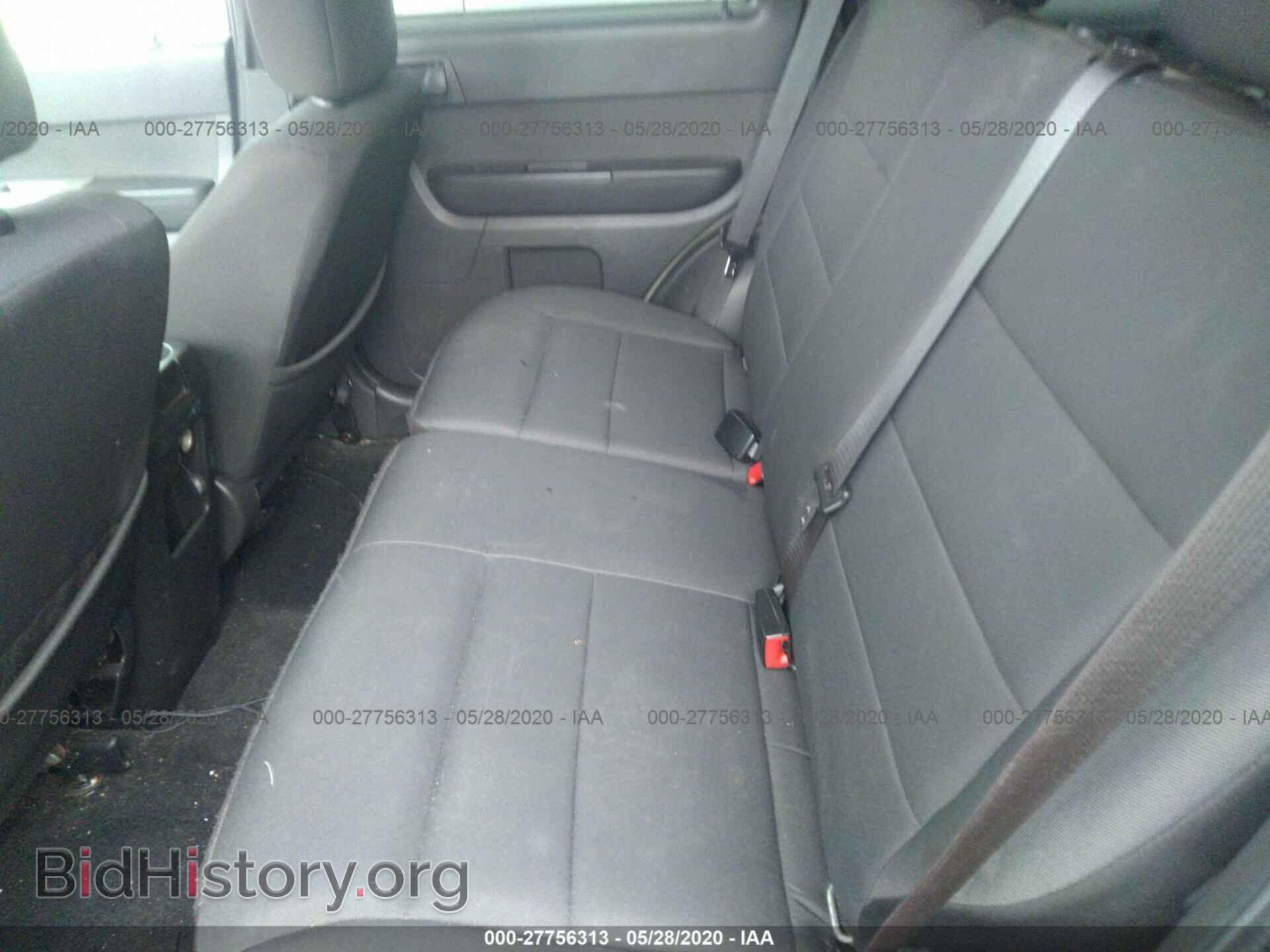 2011 FORD ESCAPE - VIN: 1FMCU0D73BKA40102 - Фото 8