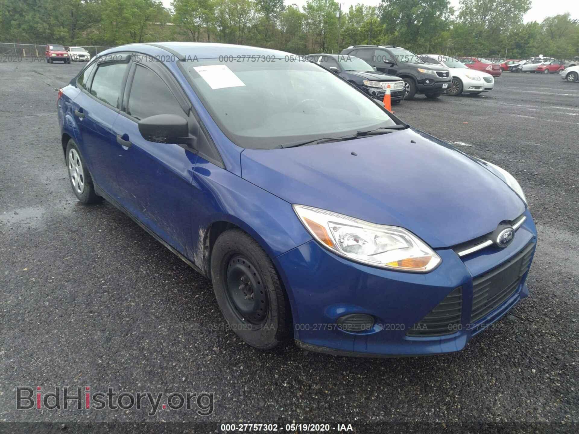 Photo 1FAHP3E28CL389862 - FORD FOCUS 2012