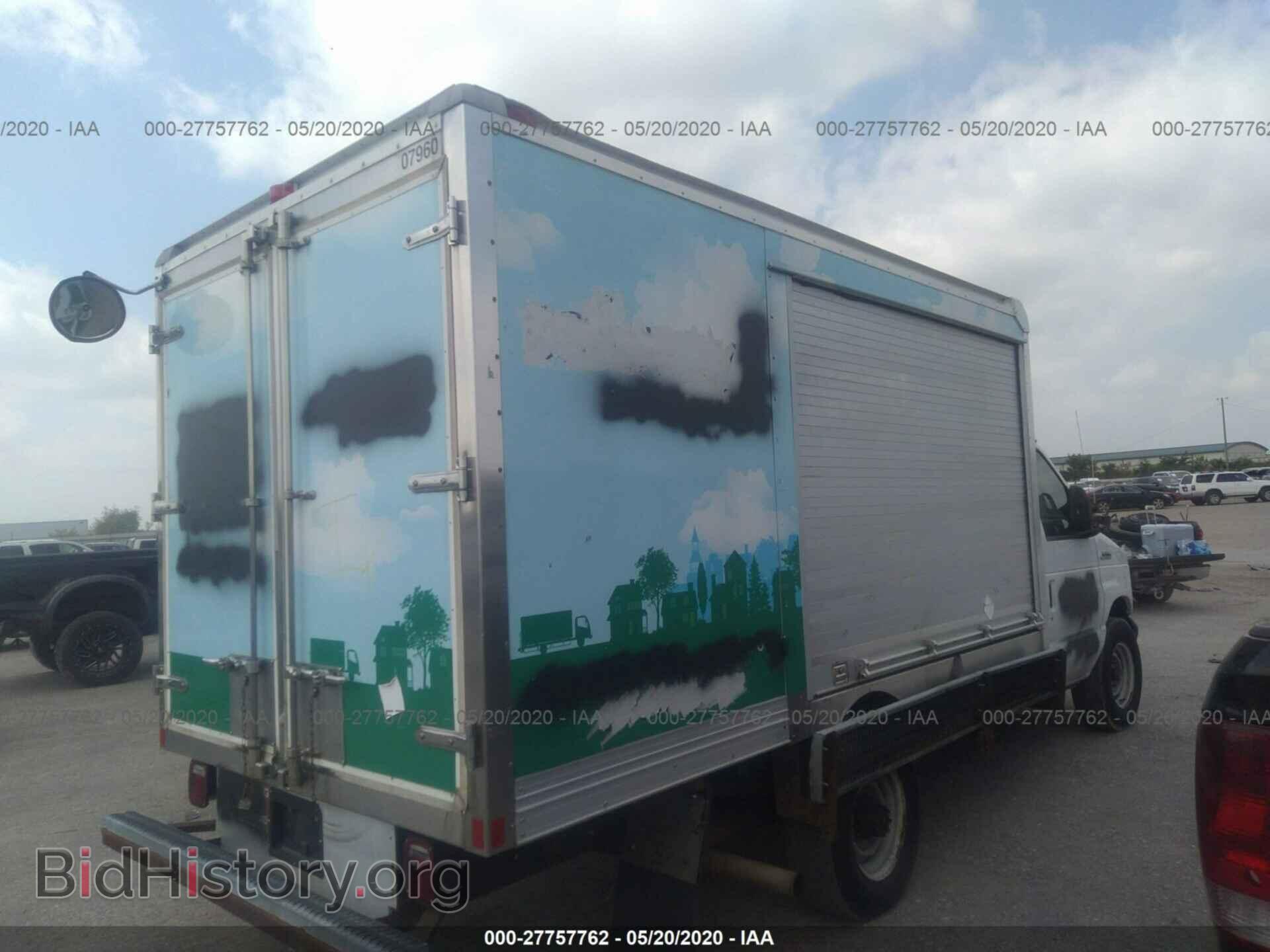 2007 FORD ECONOLINE - VIN: 1FDSE35L57DA87438 - Фото 4