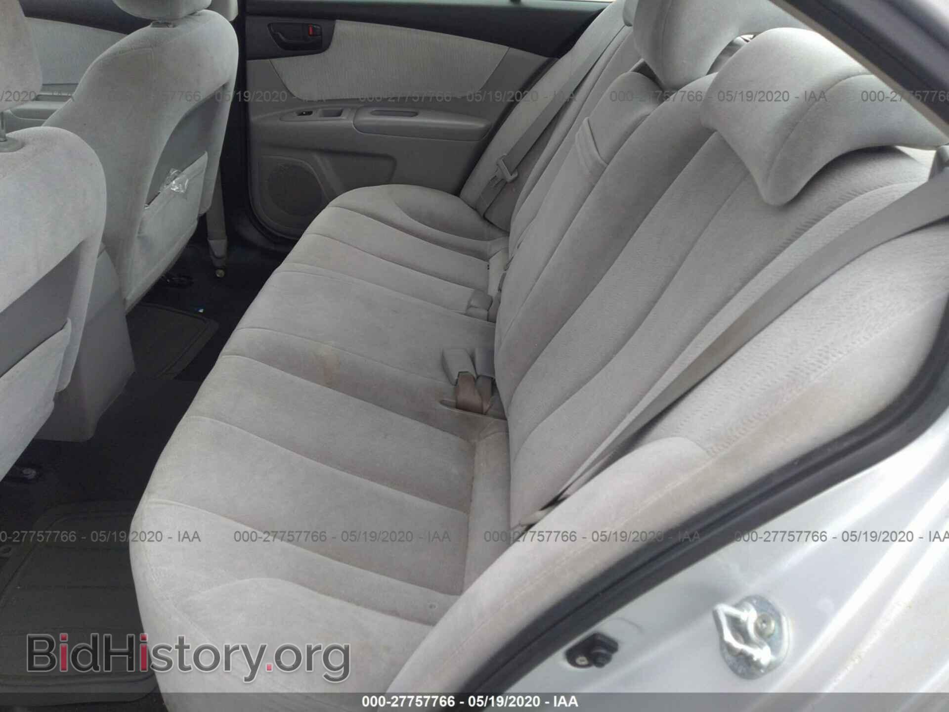 2009 KIA OPTIMA - VIN: KNAGE228395299897 - Фото 8