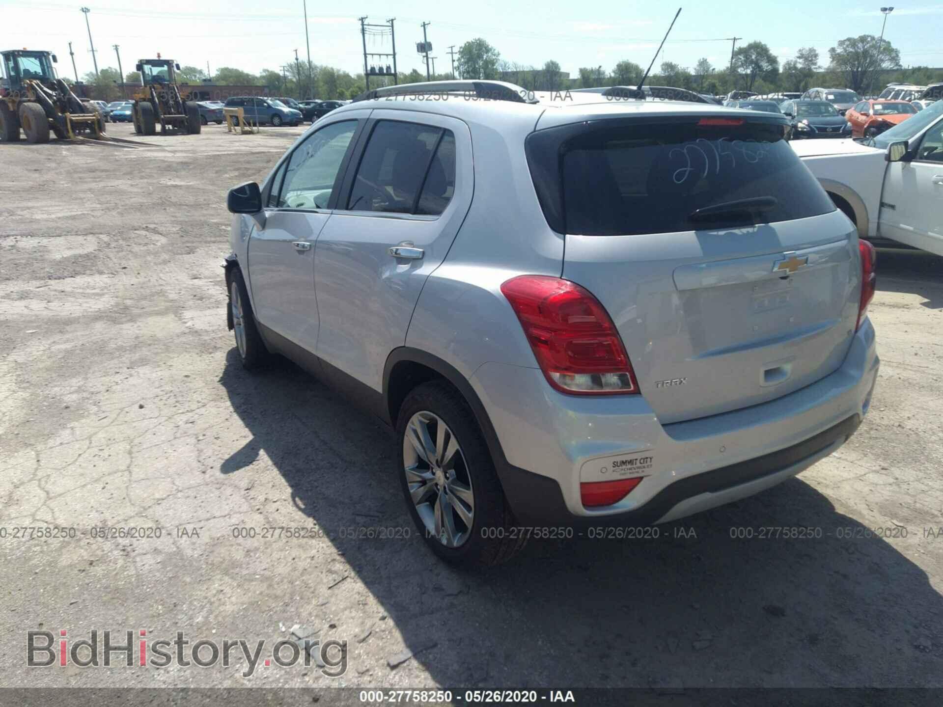 2020 CHEVROLET TRAX - VIN: 3GNCJLSB5LL119106 - Фото 3