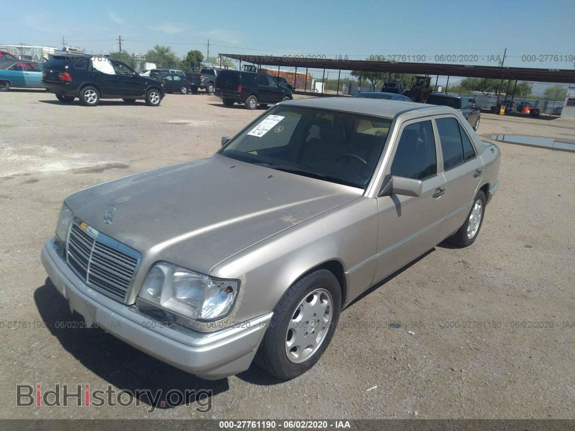 1994 MERCEDES-BENZ E - VIN: WDBEA32E1RC112393 - Фото 2
