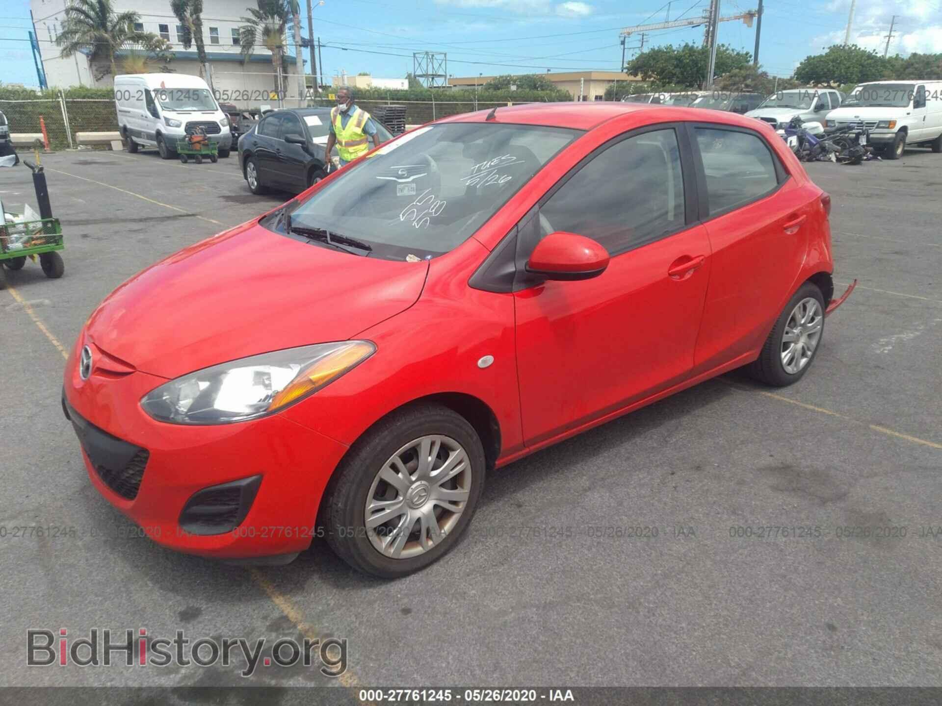 2014 MAZDA MAZDA2 - VIN: JM1DE1KY8E0181173 - Фото 2