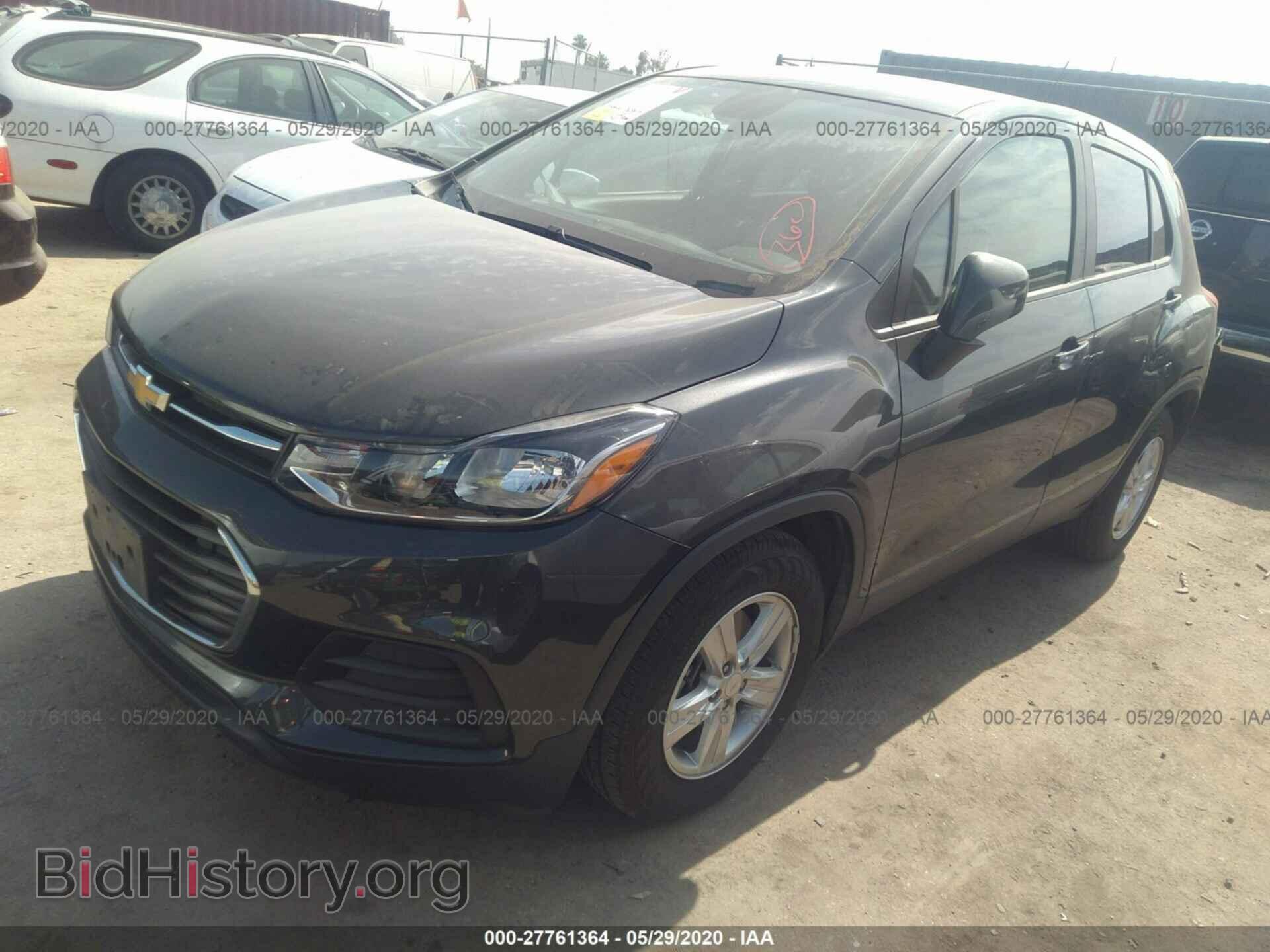 2019 CHEVROLET TRAX - VIN: 3GNCJKSB5KL223233 - Фото 2