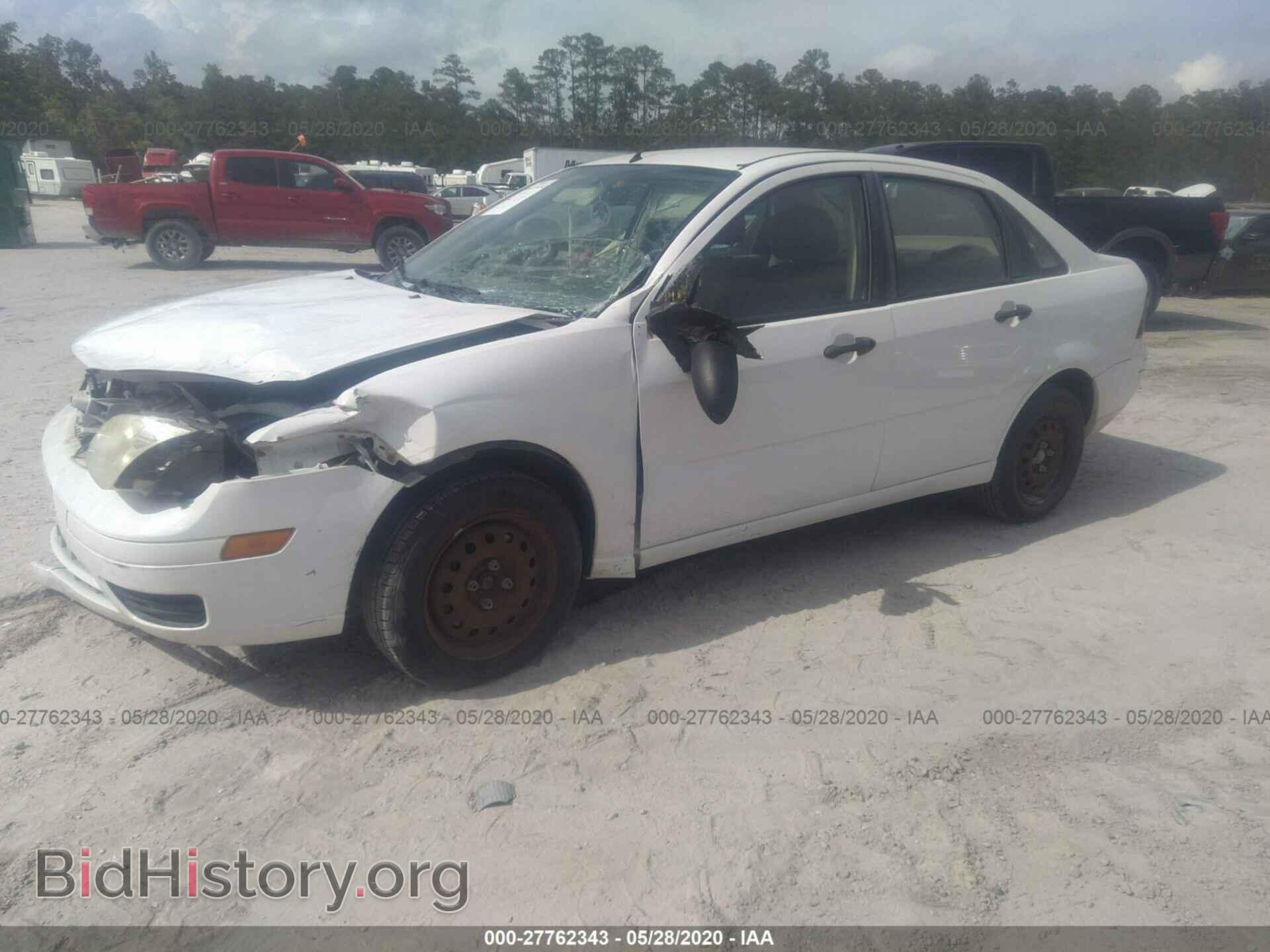 2007 FORD FOCUS - VIN: 1FAFP34N77W172407 - Фото 2