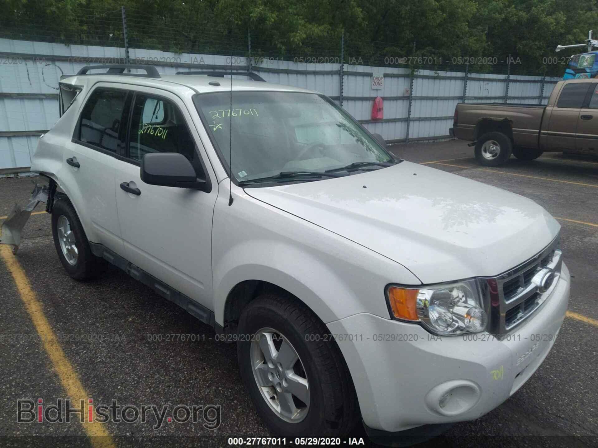 Фотография 1FMCU0DG5CKB79746 - FORD ESCAPE 2012