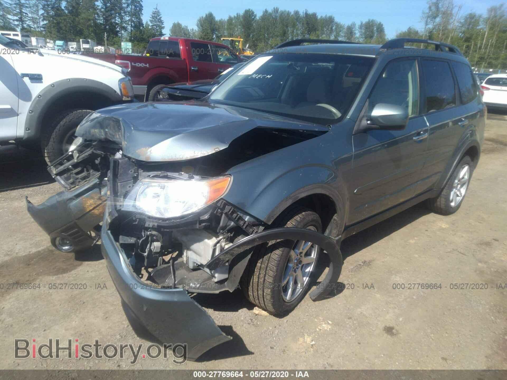 2011 SUBARU FORESTER - VIN: JF2SHAECXBH740560 - Фото 2