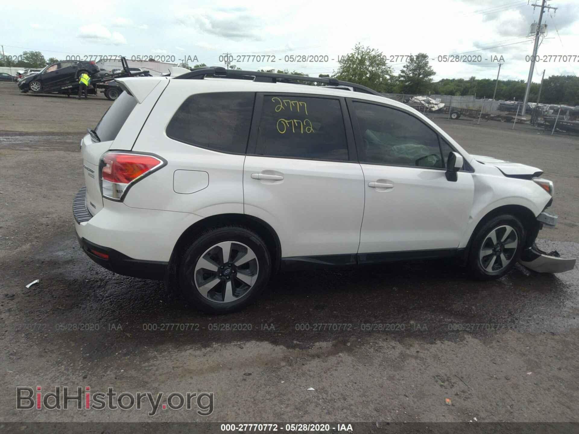2017 SUBARU FORESTER - VIN: JF2SJAGC8HH498846 - Фото 4