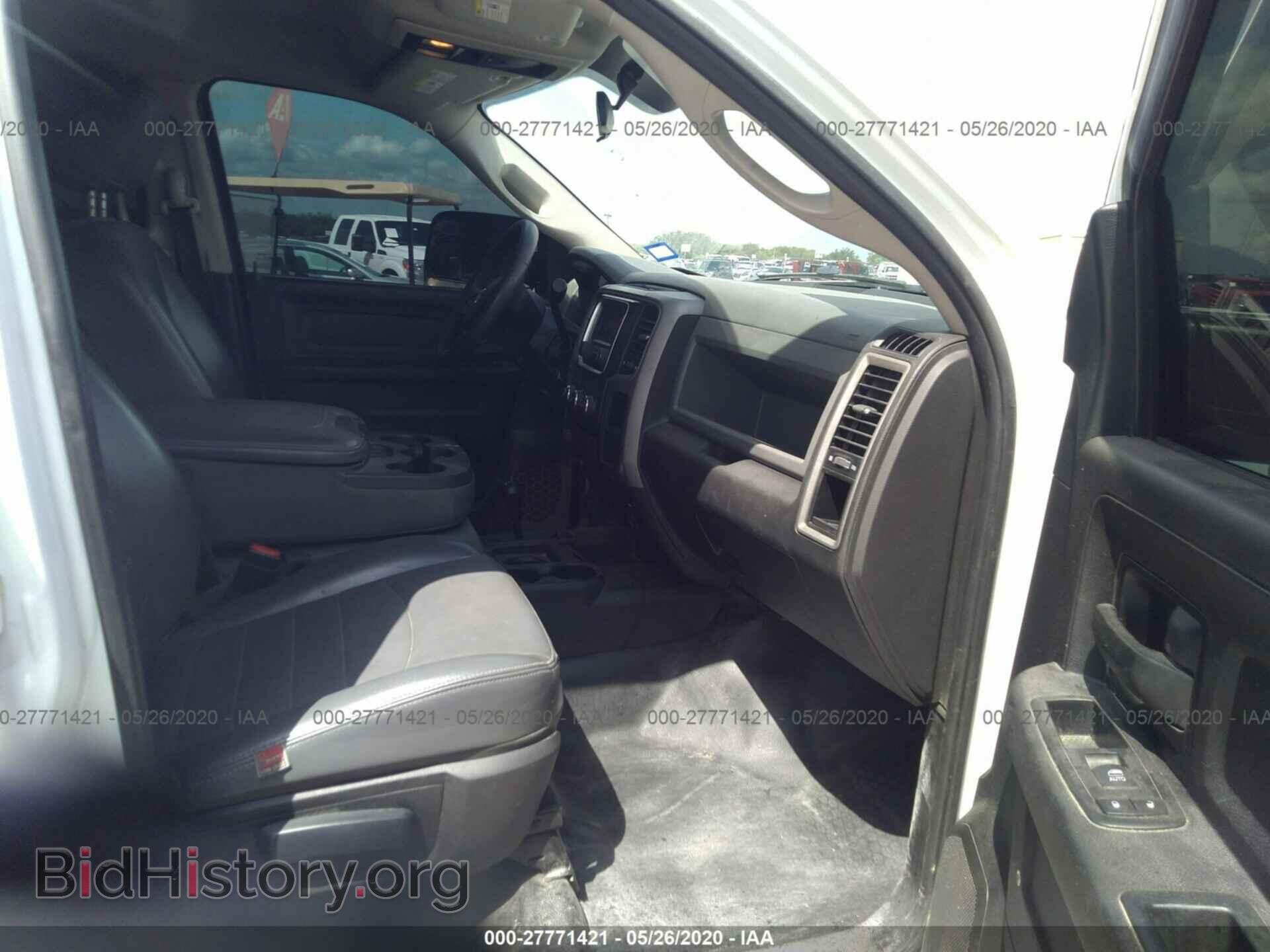 2017 RAM 2500 - VIN: 3C6UR5HJ8HG551373 - Фото 5