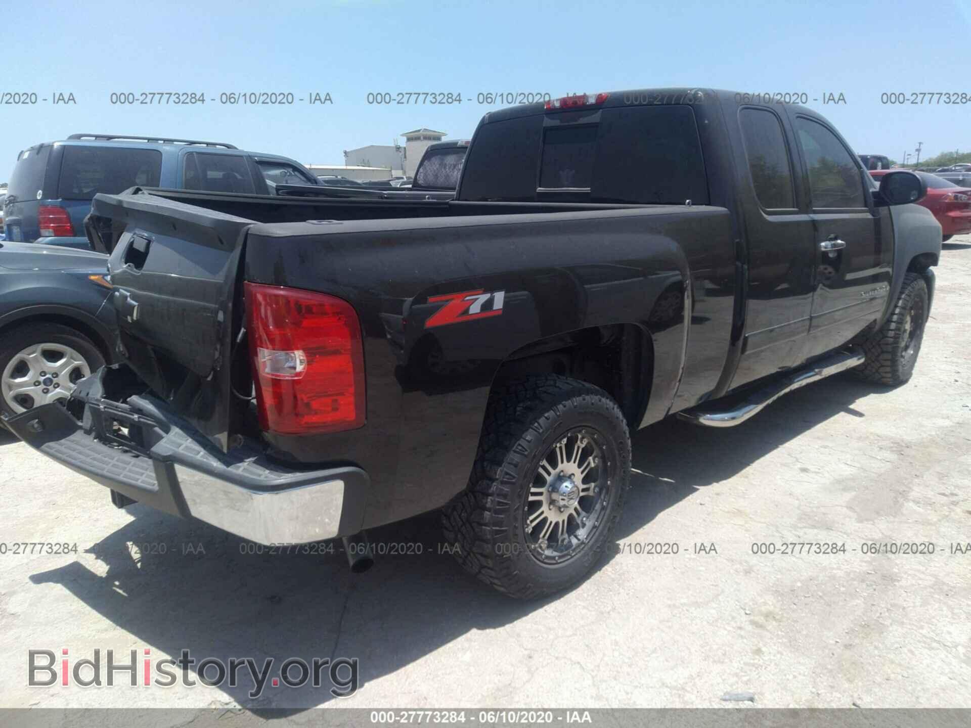 2007 CHEVROLET SILVERADO 1500 - VIN: 2GCEC19C571663966 - Фото 4