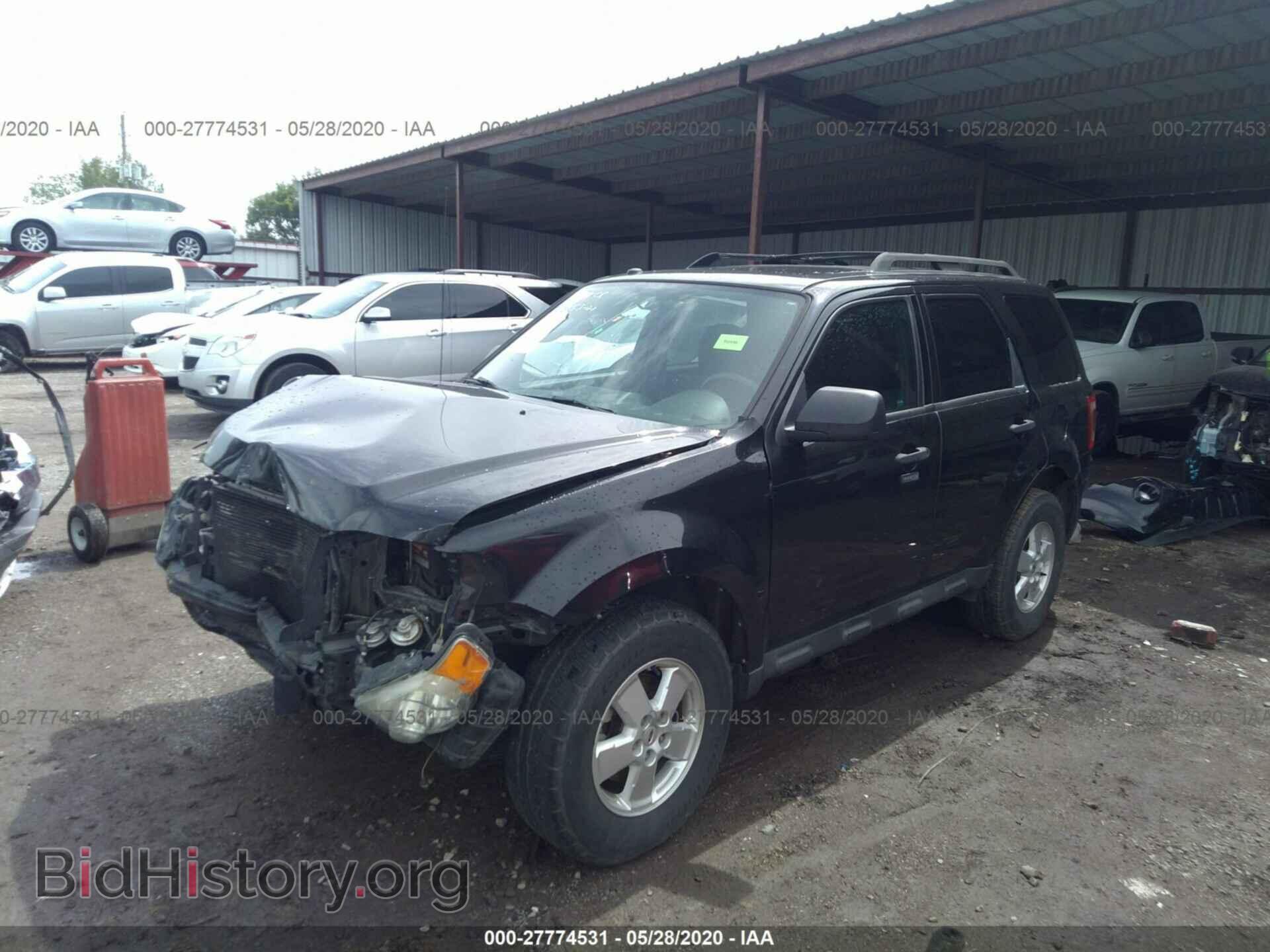 2011 FORD ESCAPE - VIN: 1FMCU0D74BKA14463 - Фото 2