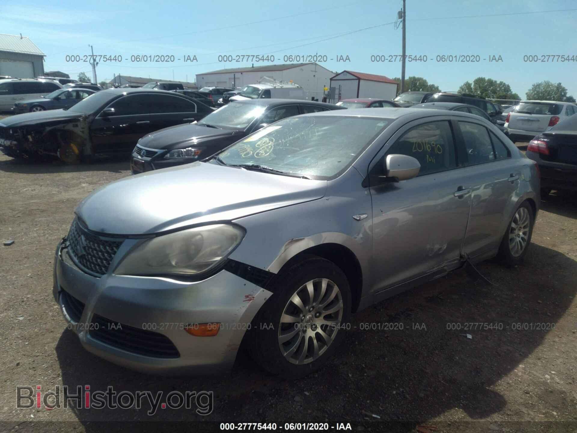 2010 SUZUKI KIZASHI - VIN: JS2RE9A39A6100995 - Photo 2