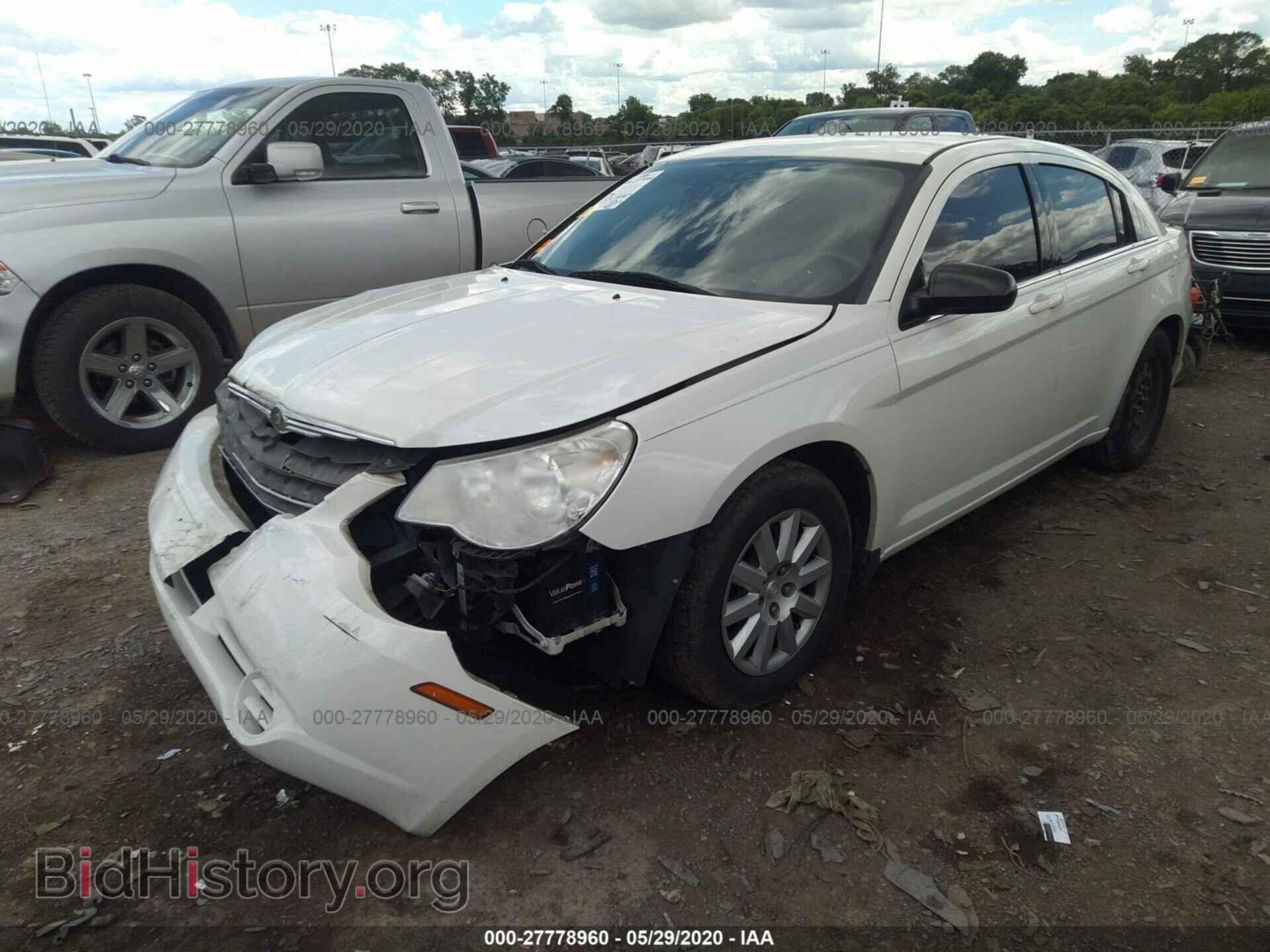 2009 CHRYSLER SEBRING - VIN: 1C3LC46B99N525261 - Фото 2