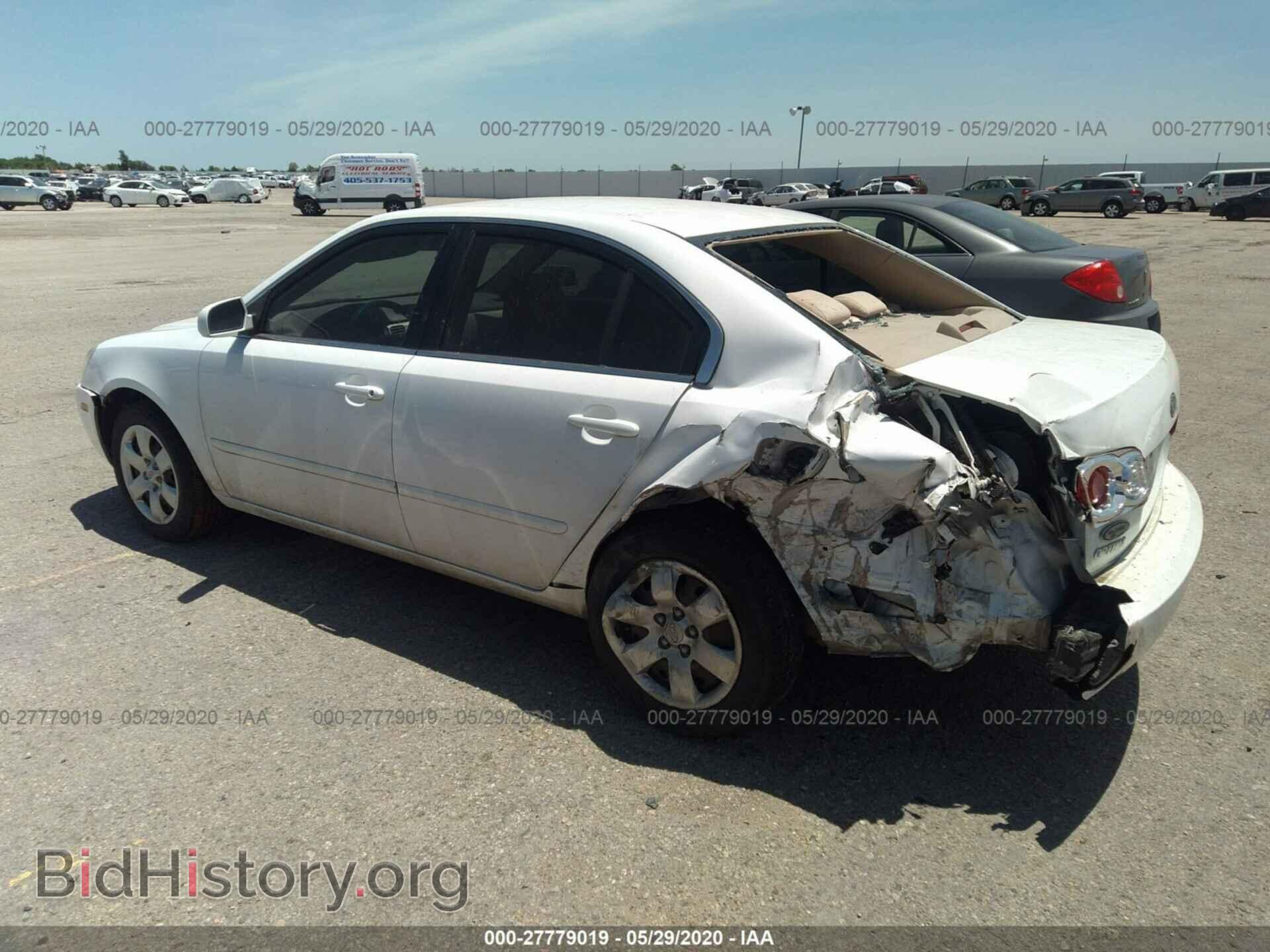 2008 KIA OPTIMA - VIN: KNAGE123085205486 - Фото 3