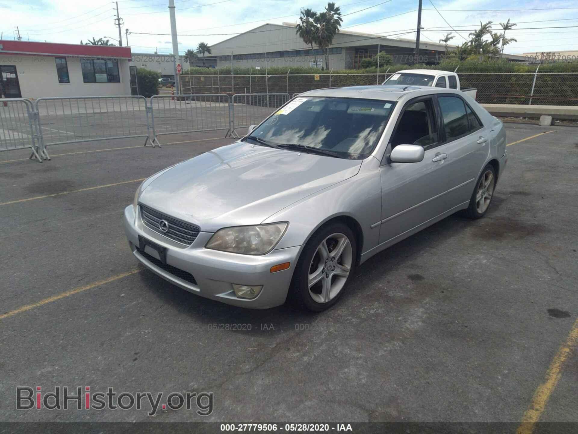 2001 LEXUS IS - VIN: JTHBD182310028304 - Фото 2