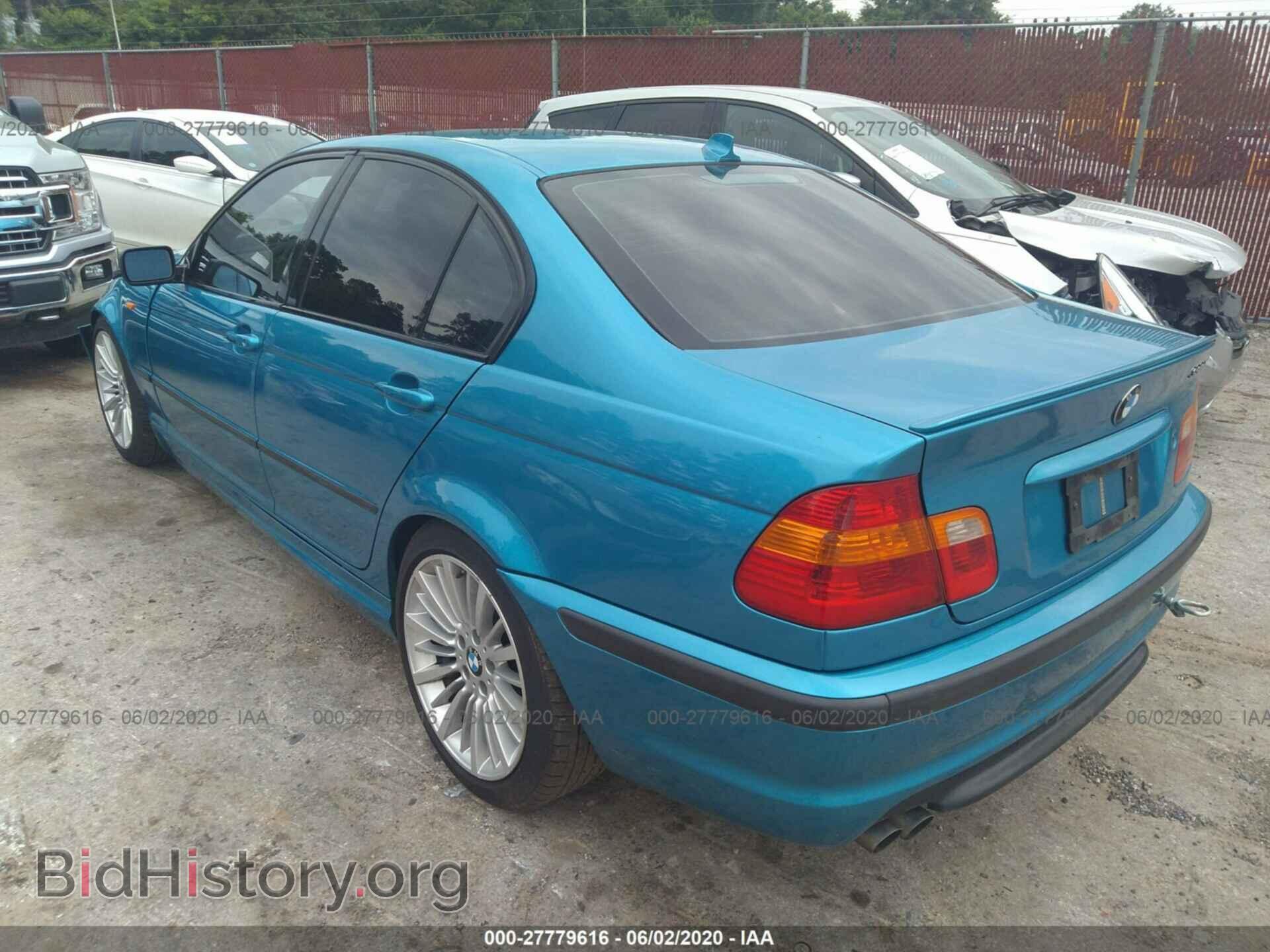 2005 BMW 330 - VIN: WBAEV53435KM41679 - Photo 3