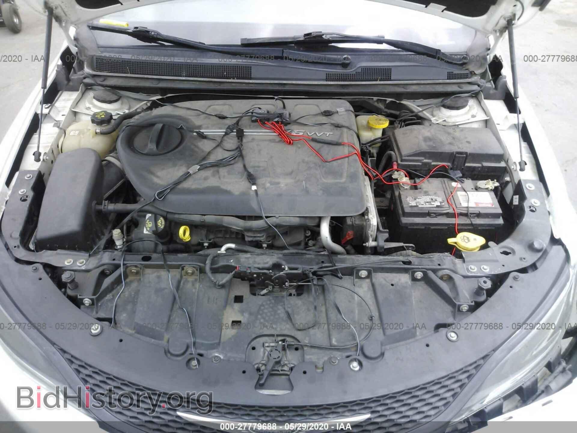 2015 CHRYSLER 200 - VIN: 1C3CCCDG2FN736595 - Photo 10