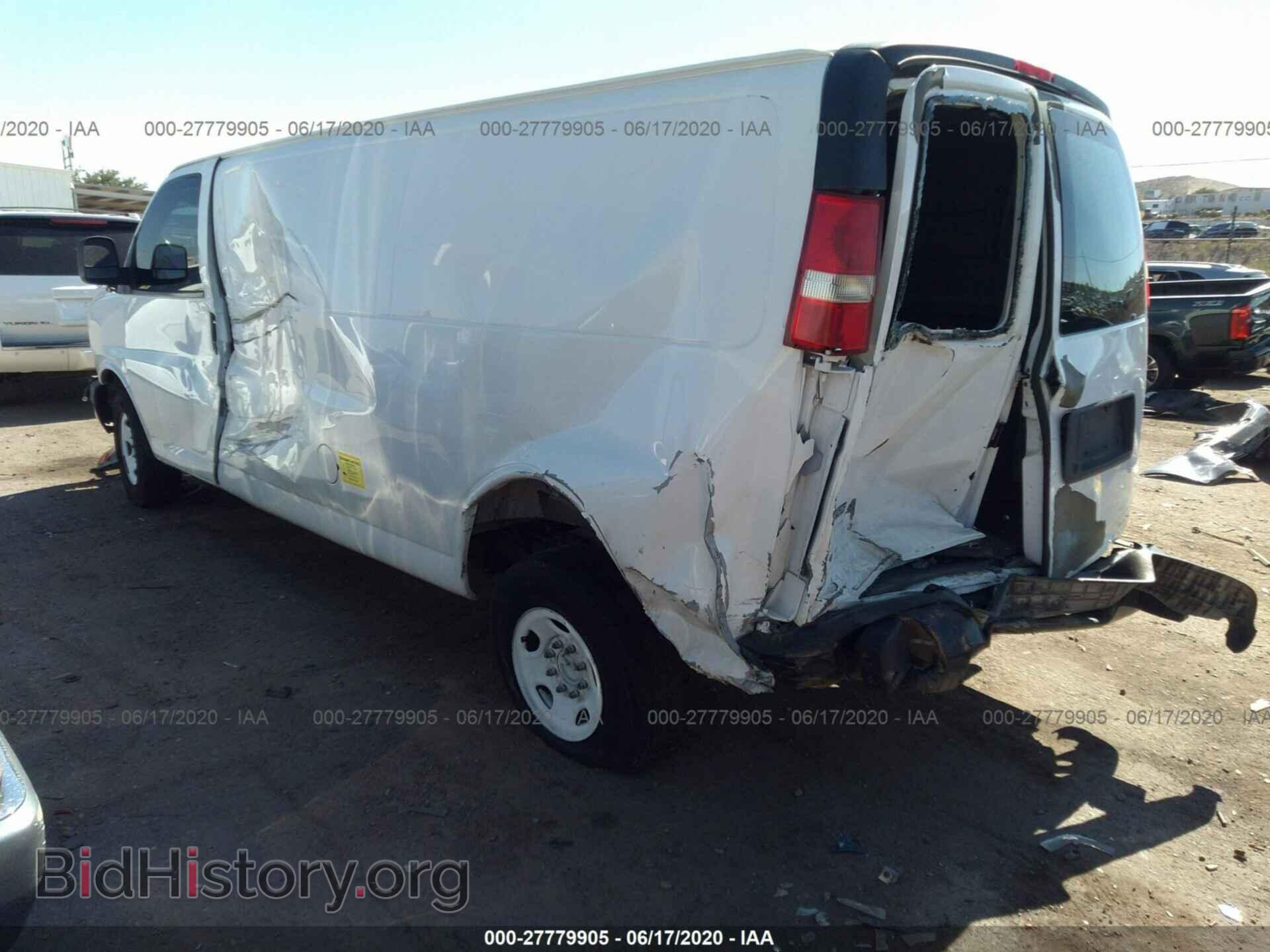 2011 GMC SAVANA - VIN: 1GTW7GCA6B1900224 - Фото 3