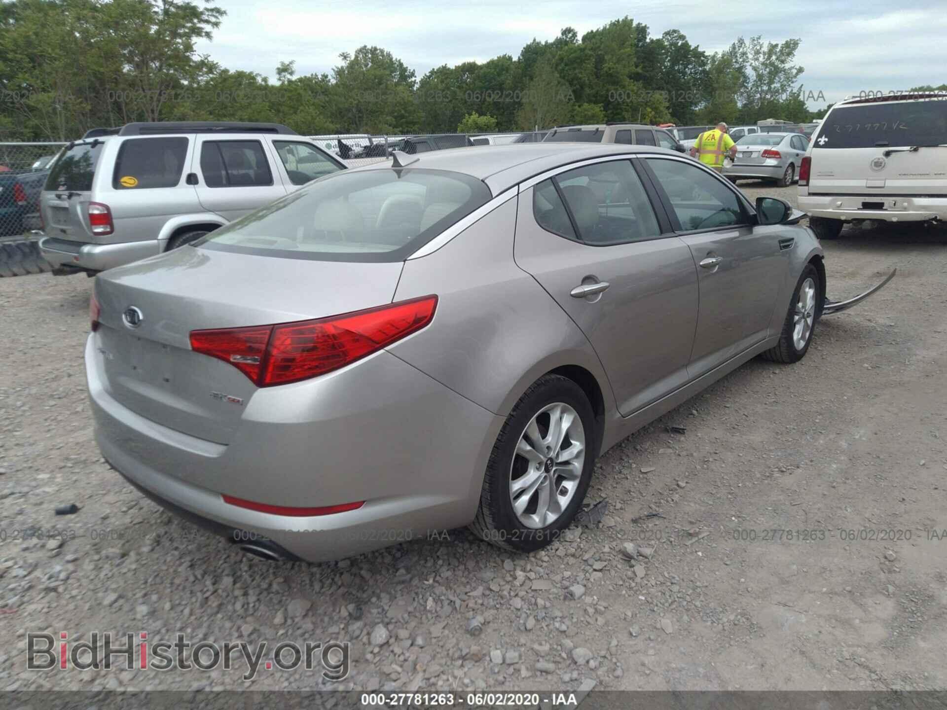 2011 KIA OPTIMA - VIN: KNAGN4A76B5056076 - Photo 4