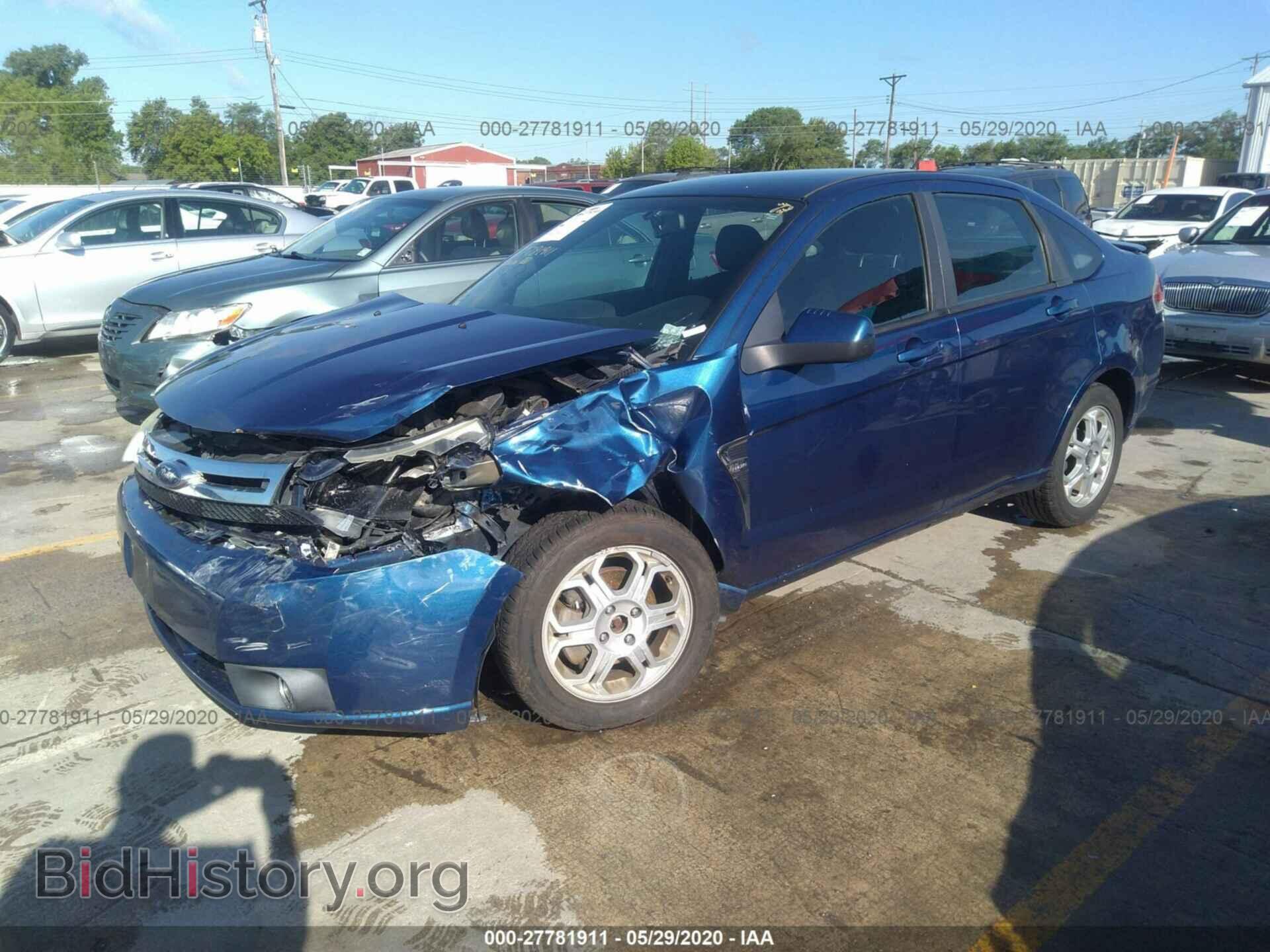 2008 FORD FOCUS - VIN: 1FAHP35N88W257975 - Фото 2
