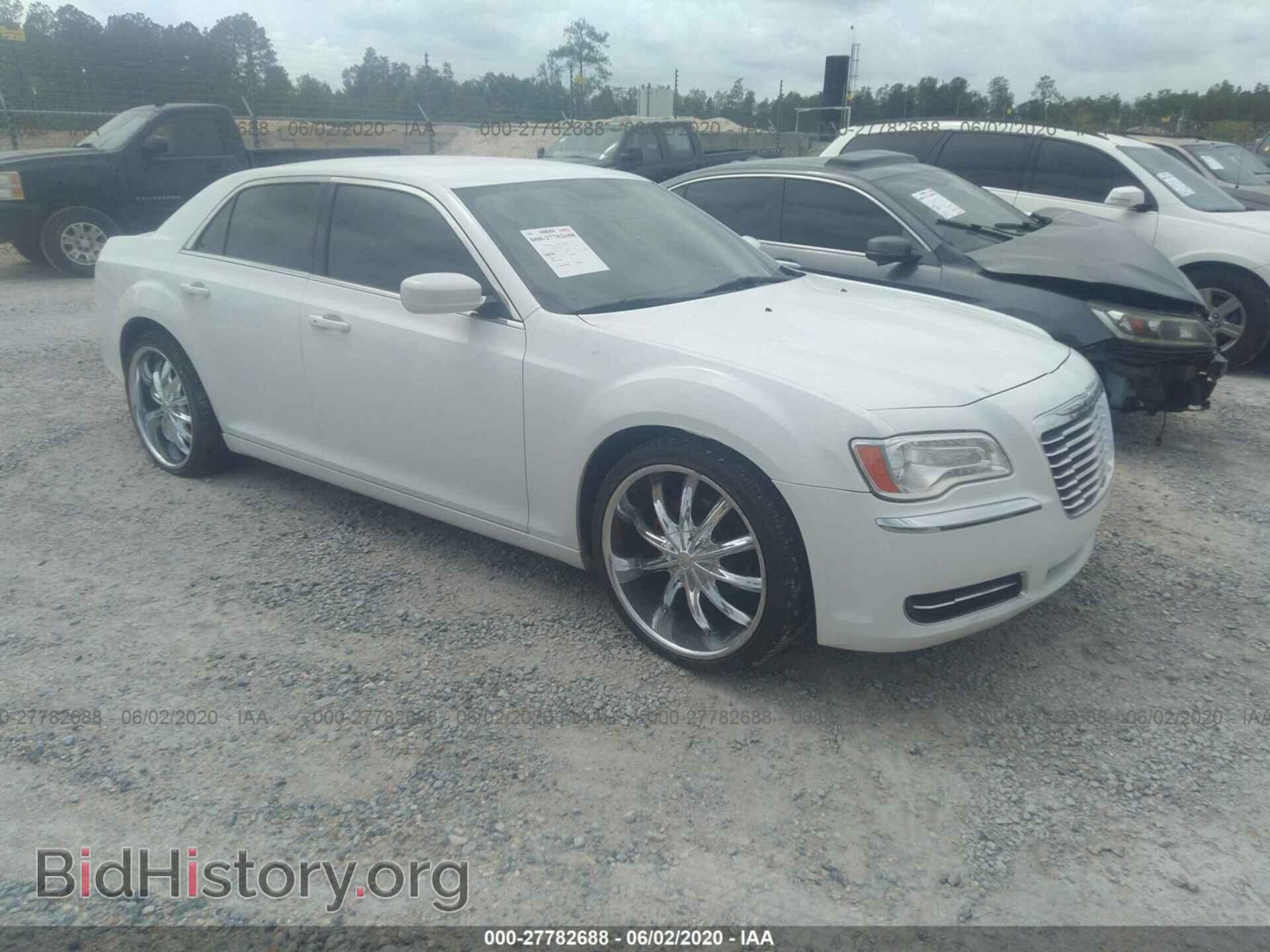 Фотография 2C3CCAAG2CH234621 - CHRYSLER 300 2012