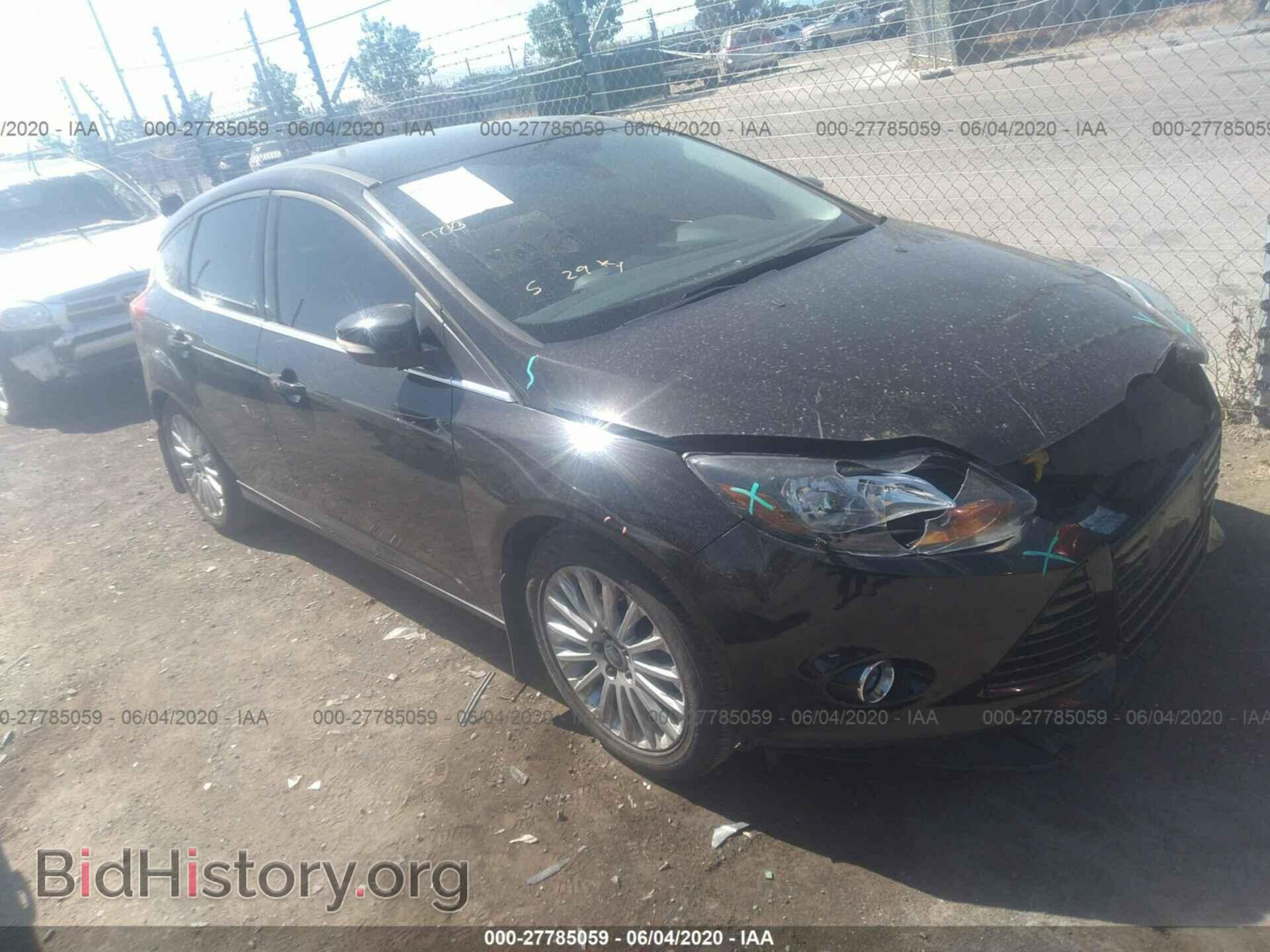 Photo 1FAHP3N27CL412452 - FORD FOCUS 2012