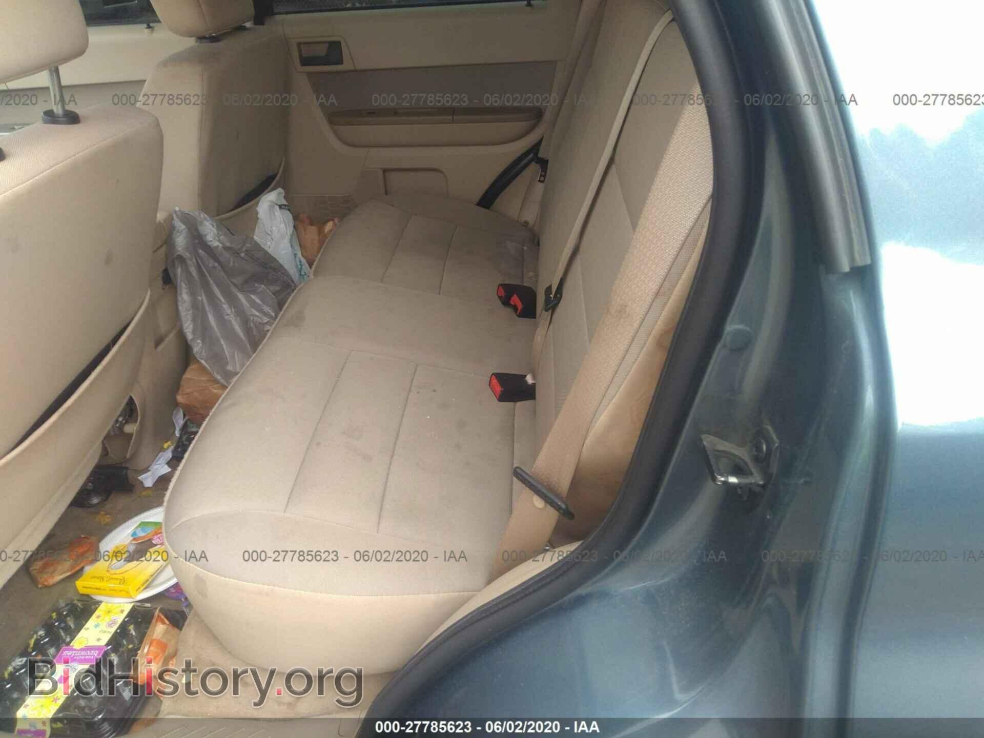 2011 FORD ESCAPE - VIN: 1FMCU9D73BKC46346 - Photo 8