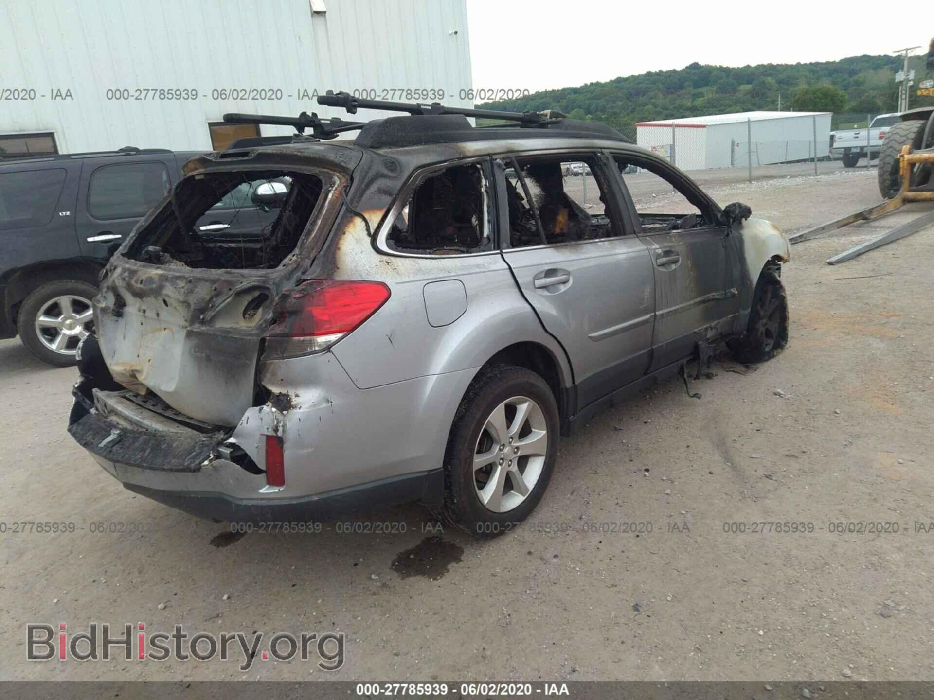 2014 SUBARU OUTBACK - VIN: 4S4BRCLC0E3207043 - Фото 4