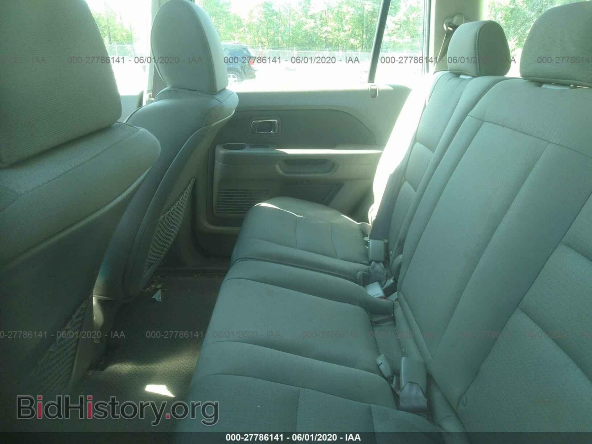 2006 HONDA PILOT - VIN: 5FNYF18196B028636 - Фото 8
