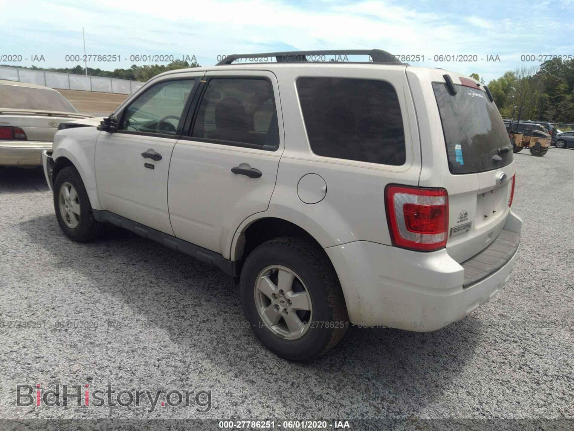 2011 FORD ESCAPE - VIN: 1FMCU0DG5BKC02151 - Photo 3