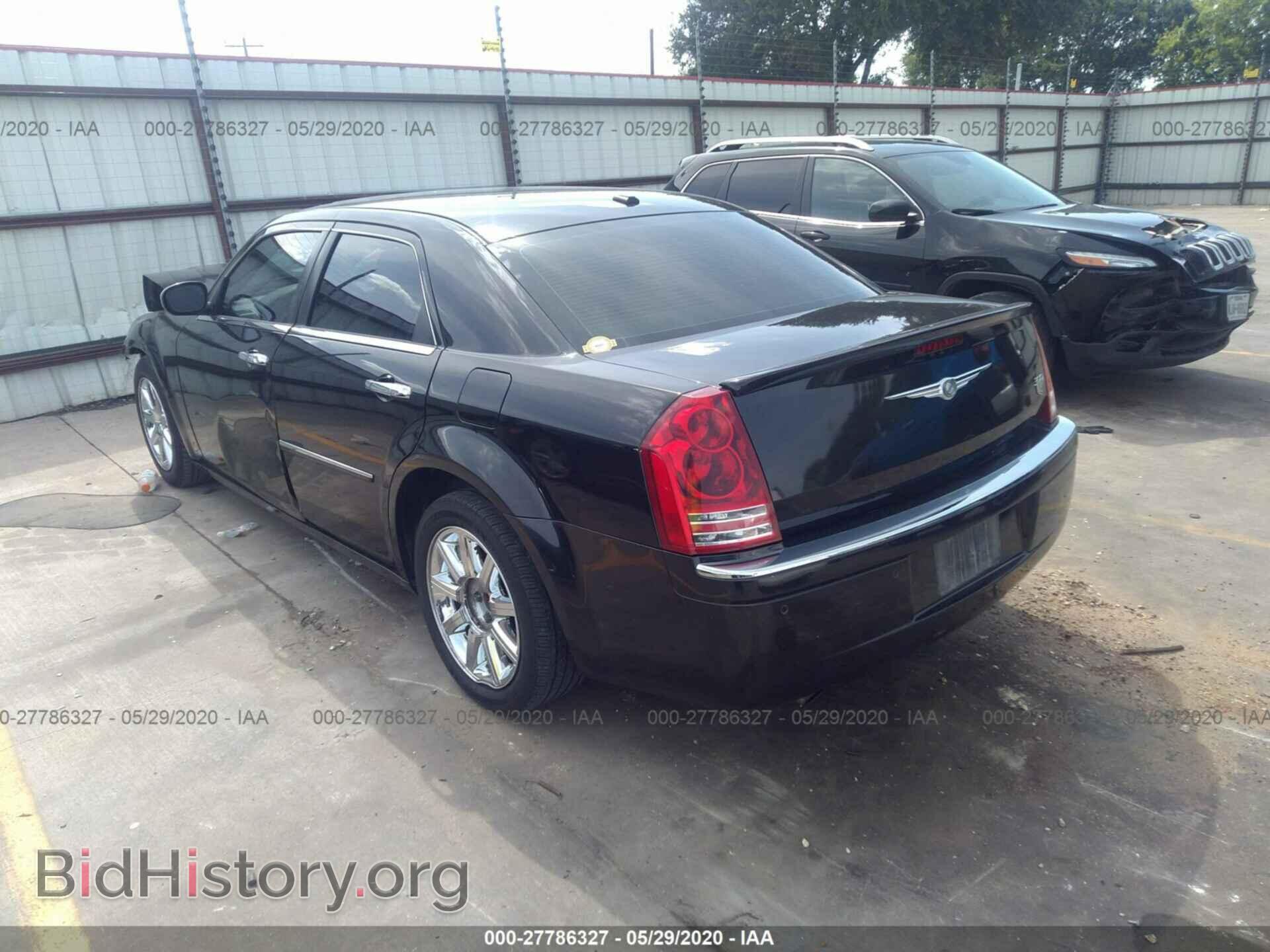 2010 CHRYSLER 300 - VIN: 2C3CA6CT5AH158287 - Фото 3