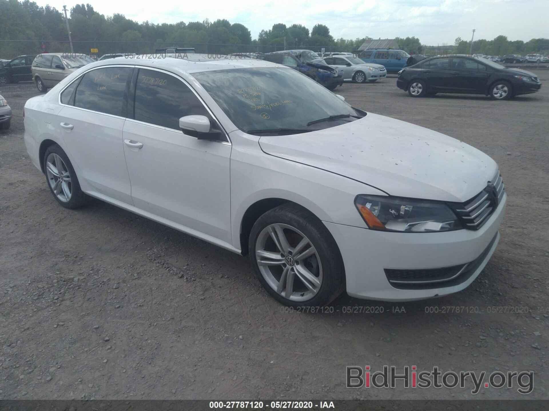 Photo 1VWBV7A39FC044336 - VOLKSWAGEN PASSAT 2015