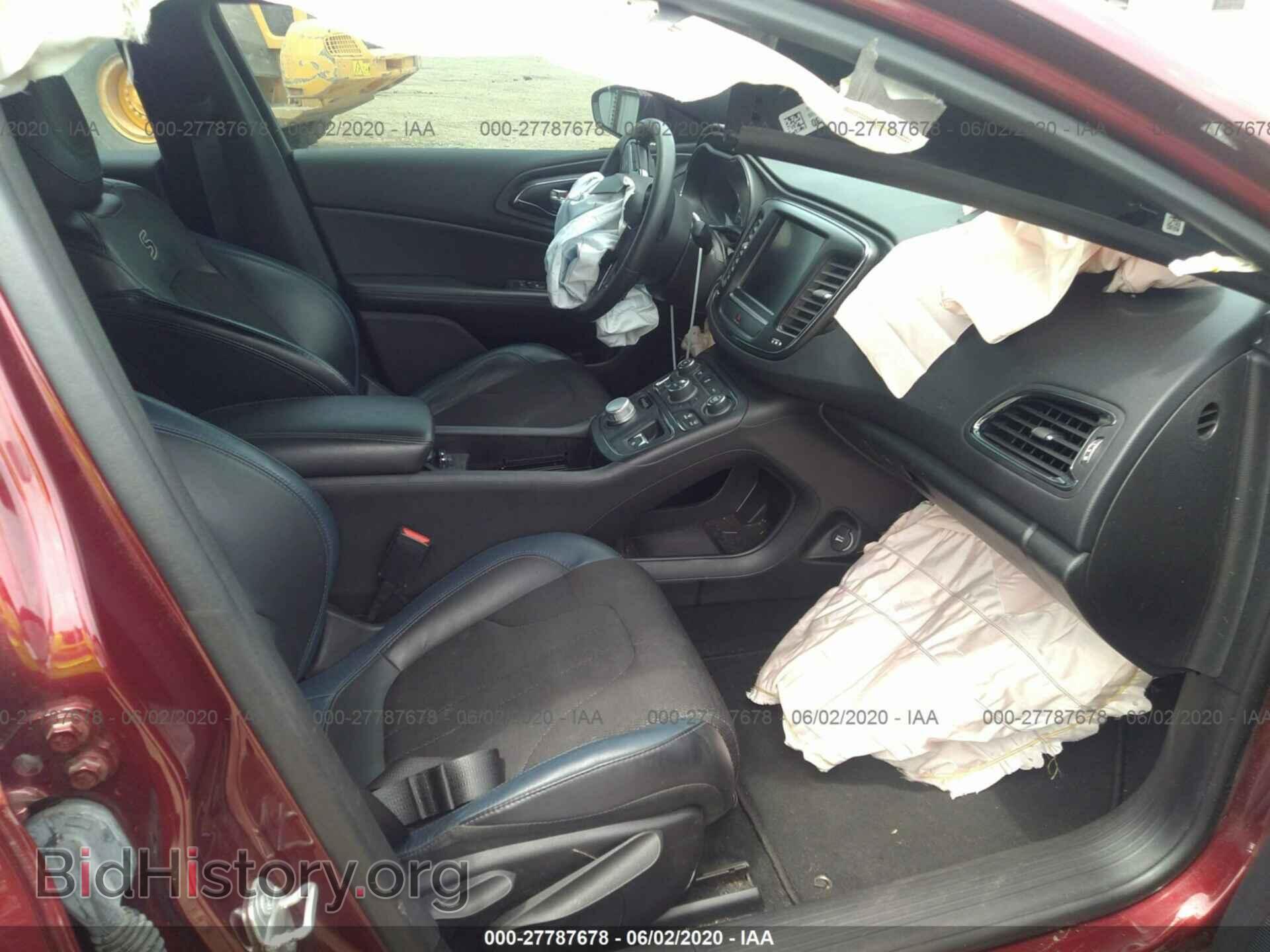 2016 CHRYSLER 200 - VIN: 1C3CCCBB3GN113771 - Фото 5