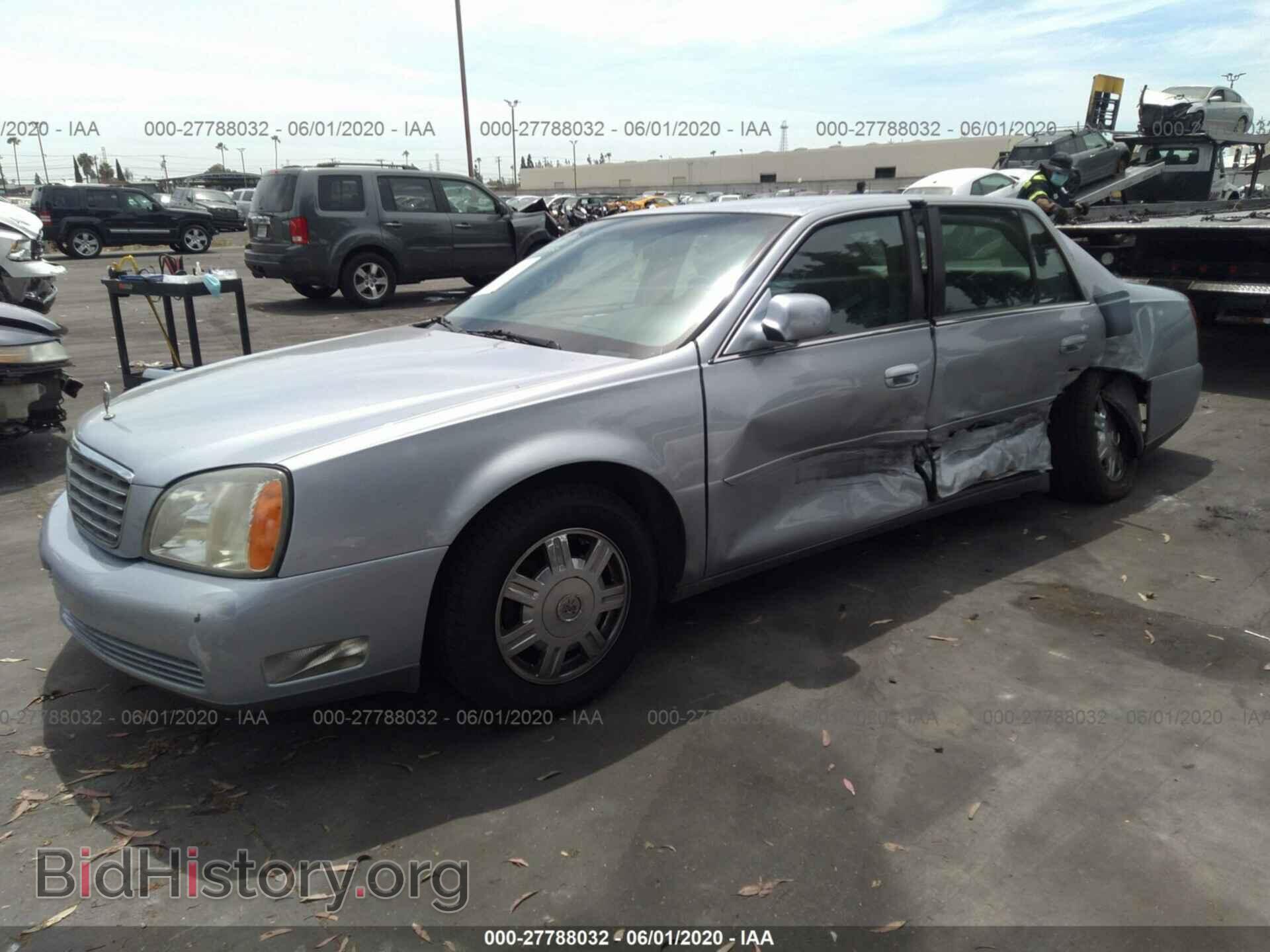 2004 CADILLAC DEVILLE - VIN: 1G6KD54Y64U256588 - Photo 2