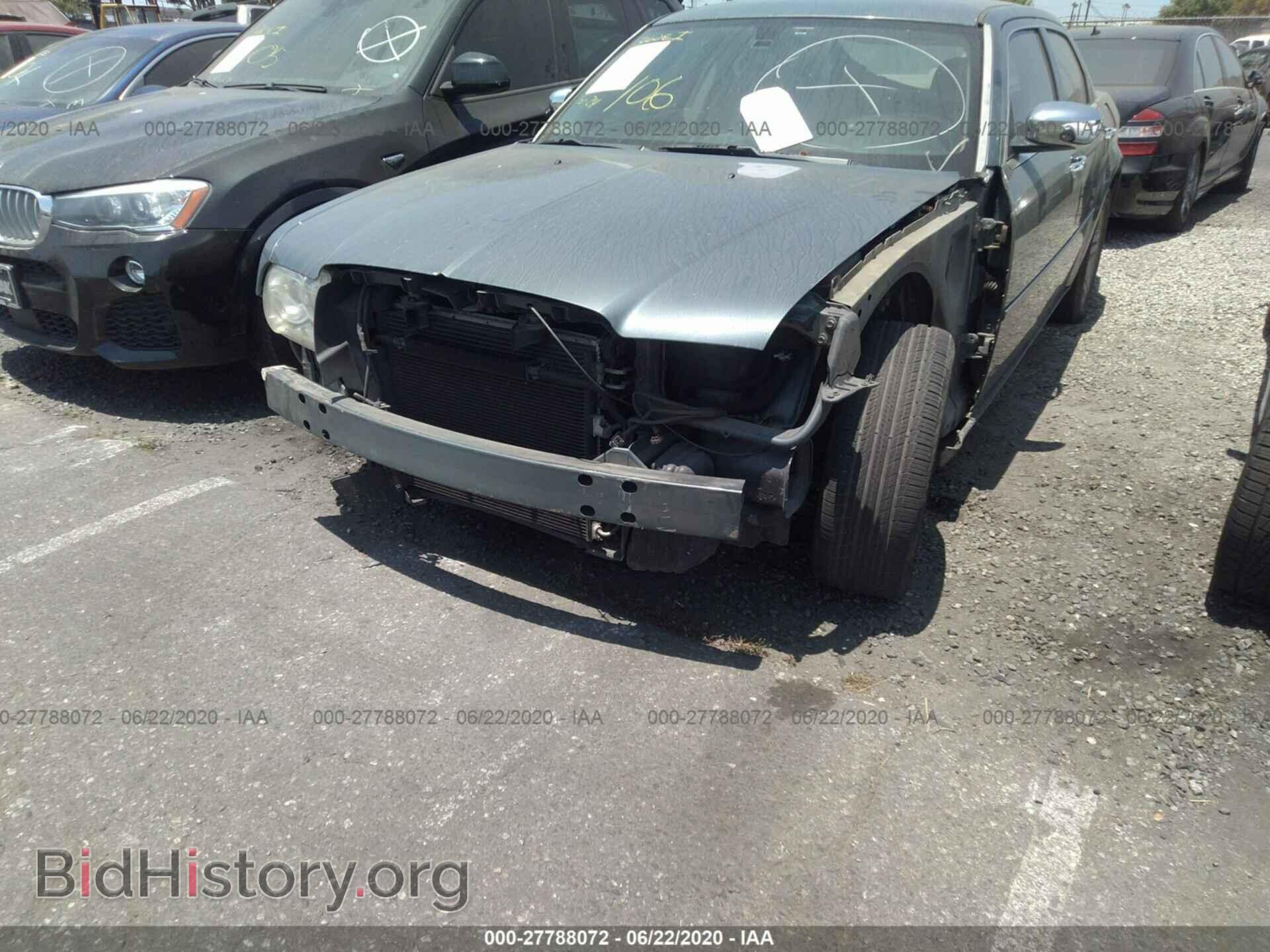 2006 CHRYSLER 300C - VIN: 2C3KA63H76H289560 - Фото 6