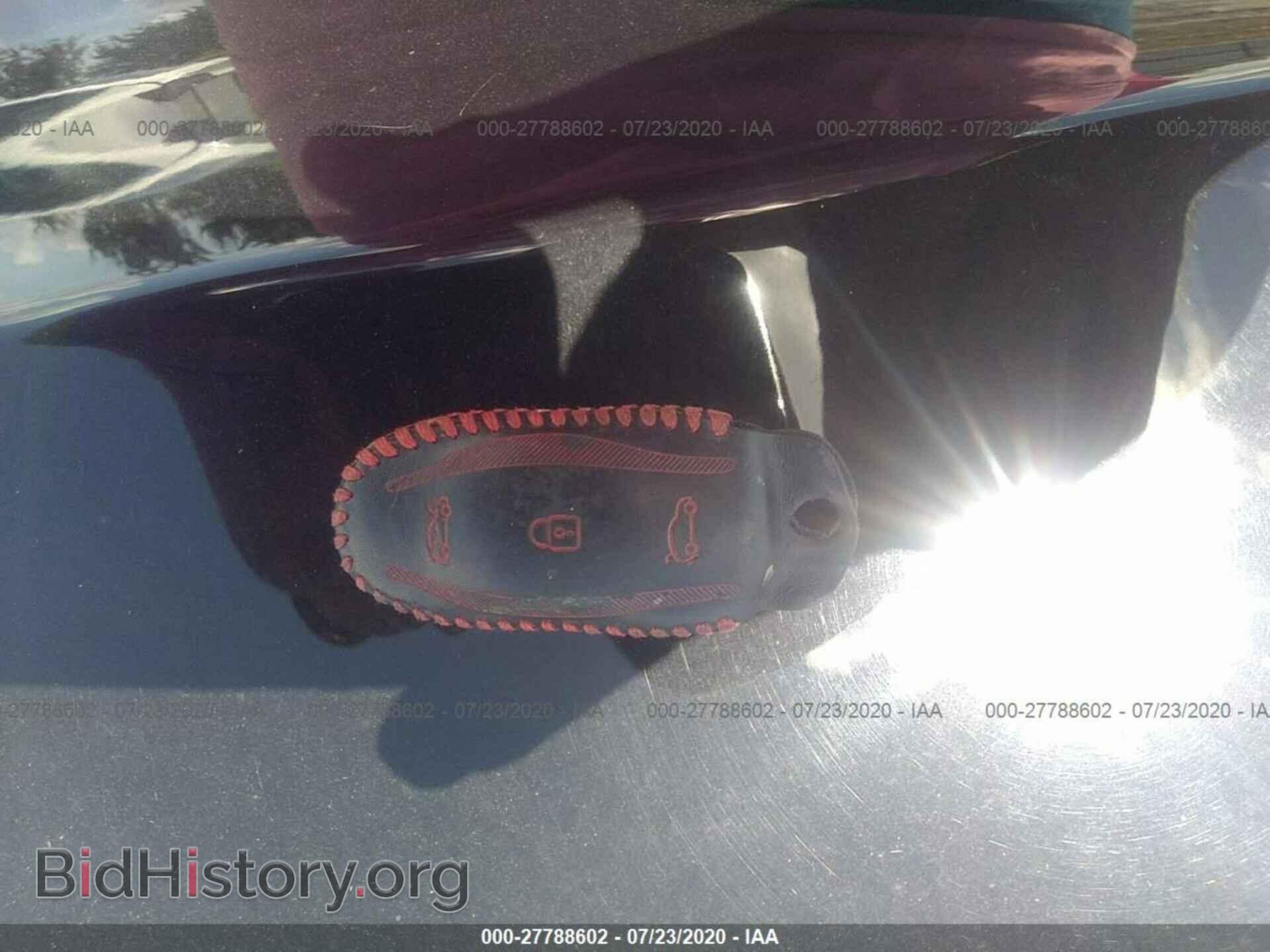 2014 TESLA MODEL S - VIN: 5YJSA1S19EFP49938 - Photo 11