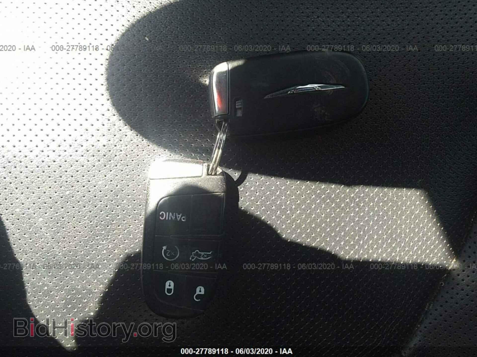 2011 CHRYSLER 300C - VIN: 2C3CA6CT5BH564121 - Фото 11