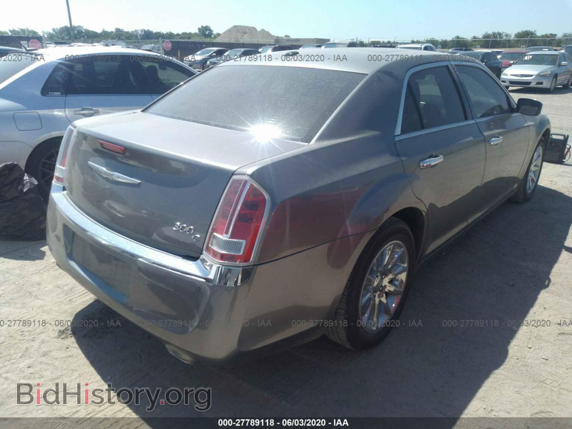 2011 CHRYSLER 300C - VIN: 2C3CA6CT5BH564121 - Фото 4