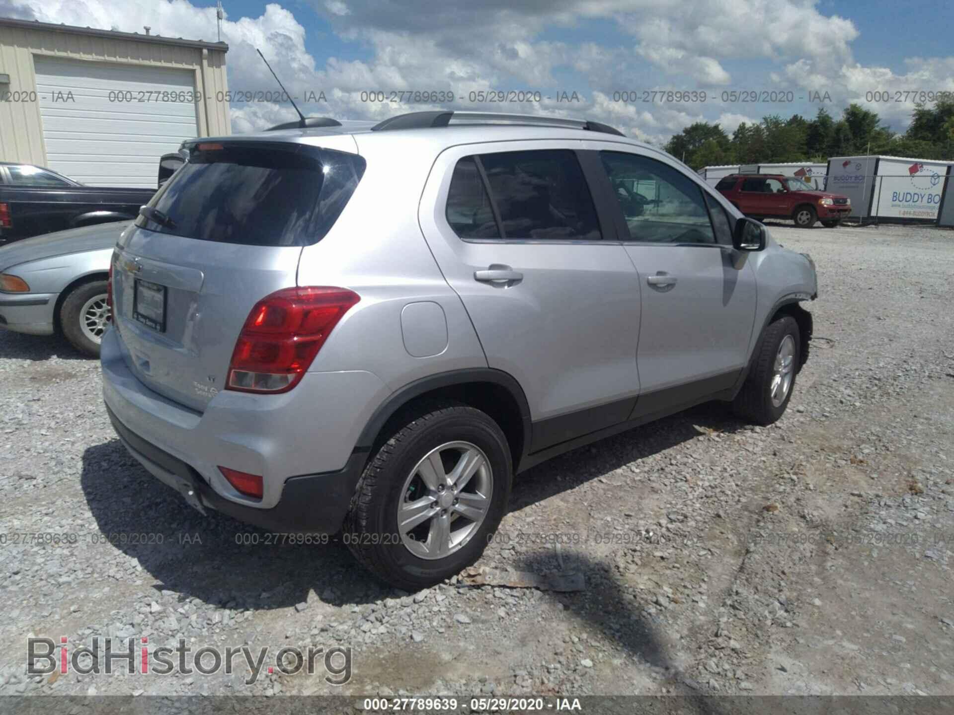 2017 CHEVROLET TRAX - VIN: 3GNCJPSB2HL133723 - Фото 4