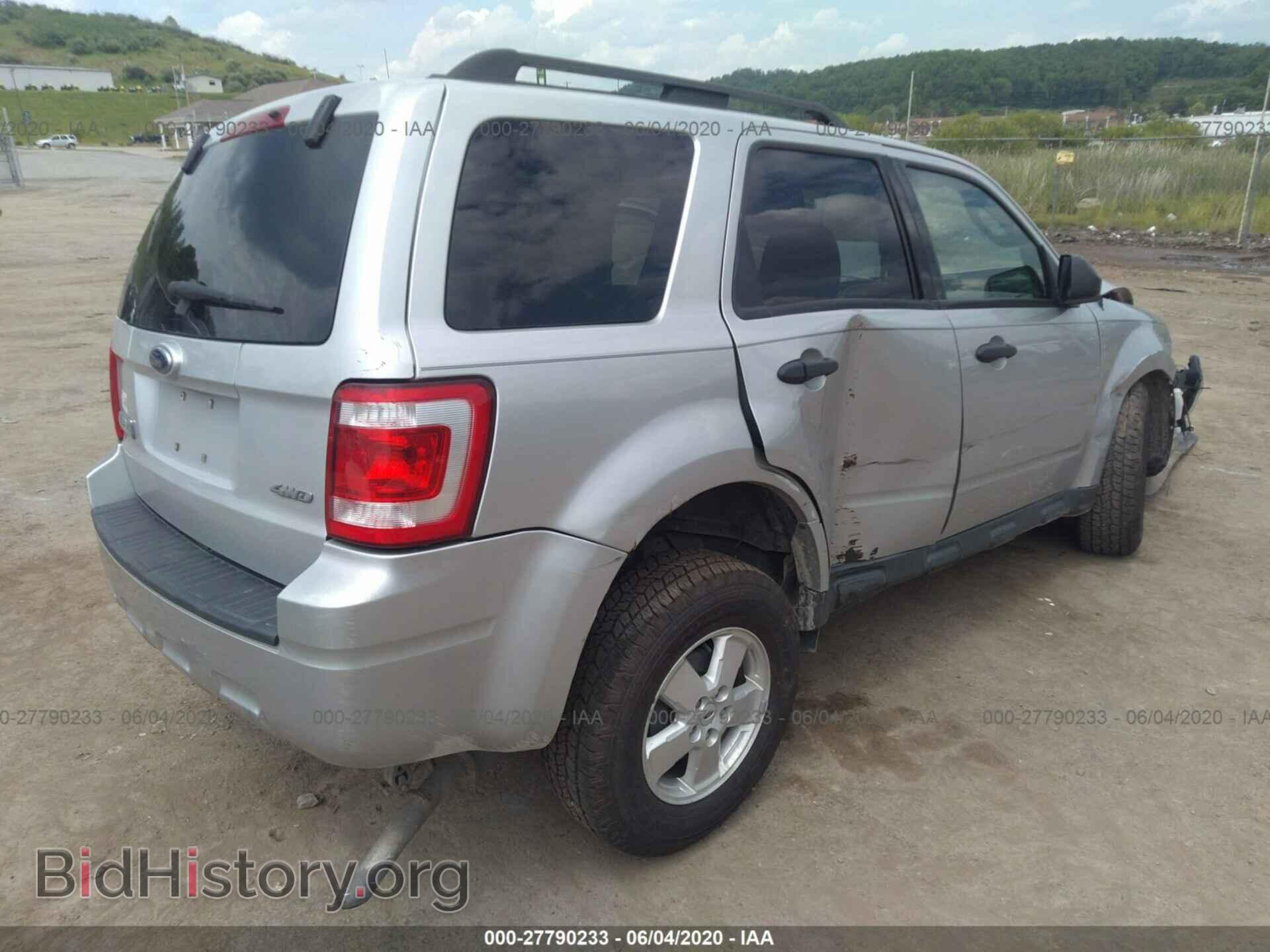 2009 FORD ESCAPE - VIN: 1FMCU93709KC69210 - Фото 4