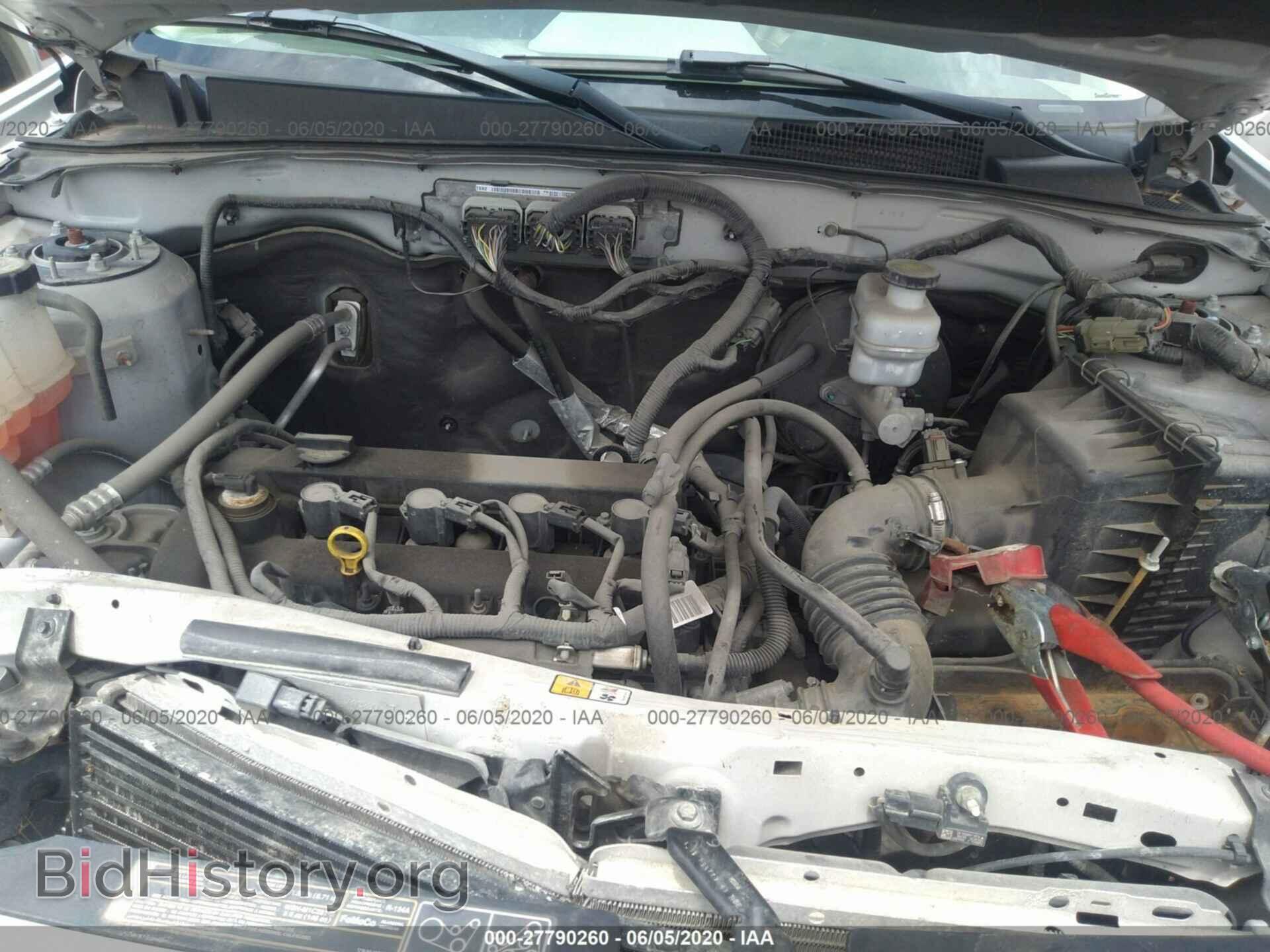 2011 FORD ESCAPE - VIN: 1FMCU0C77BKC24475 - Фото 10