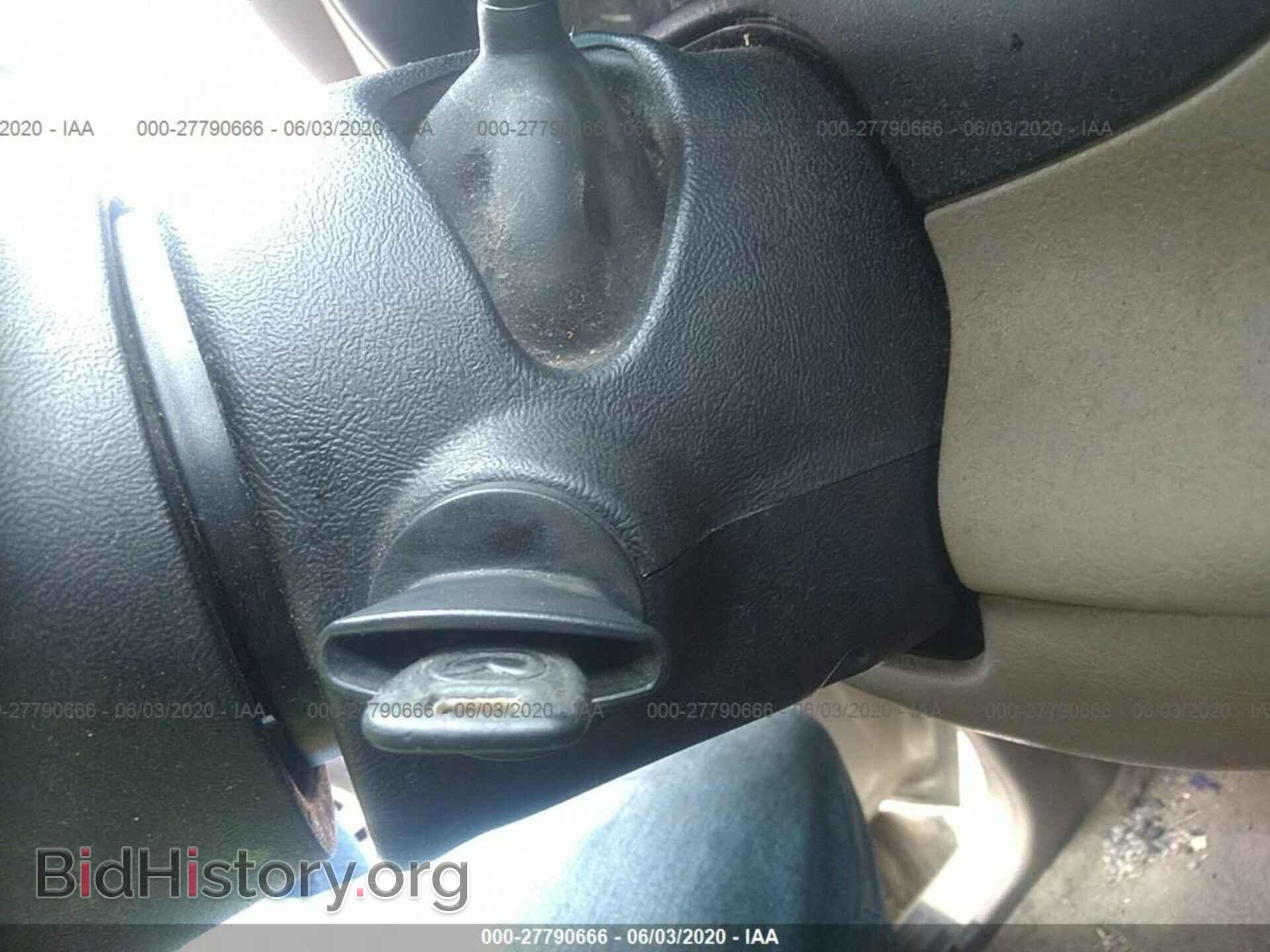 2000 MAZDA B2500 - VIN: 4F4YR12C7YTM20152 - Photo 11