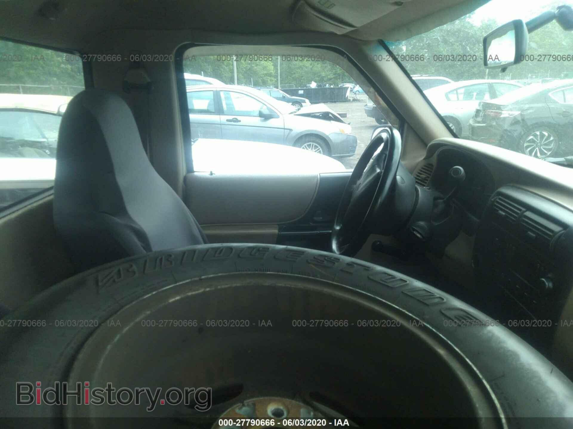 2000 MAZDA B2500 - VIN: 4F4YR12C7YTM20152 - Photo 5